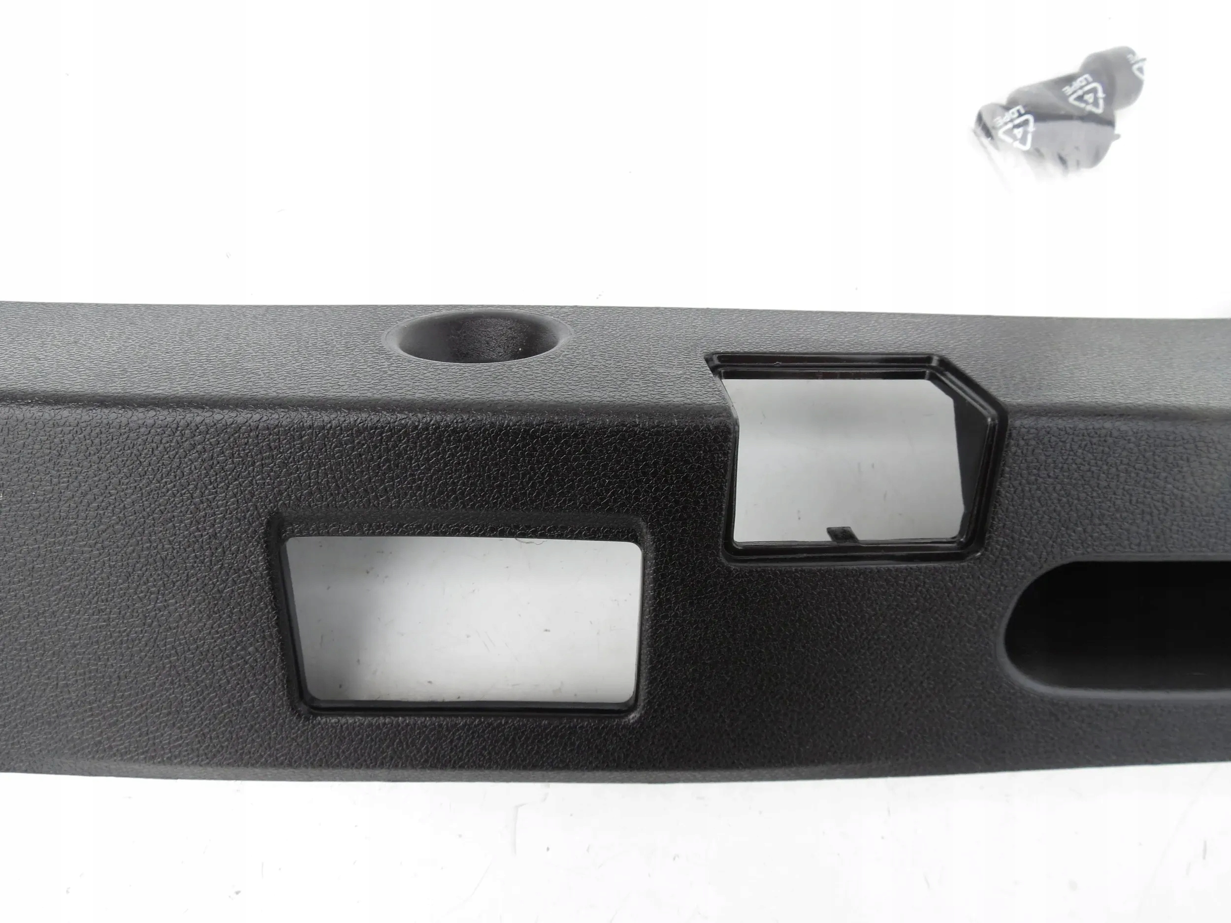 moulding cap bonnet boot A2187500293 MERCEDES CLS W218