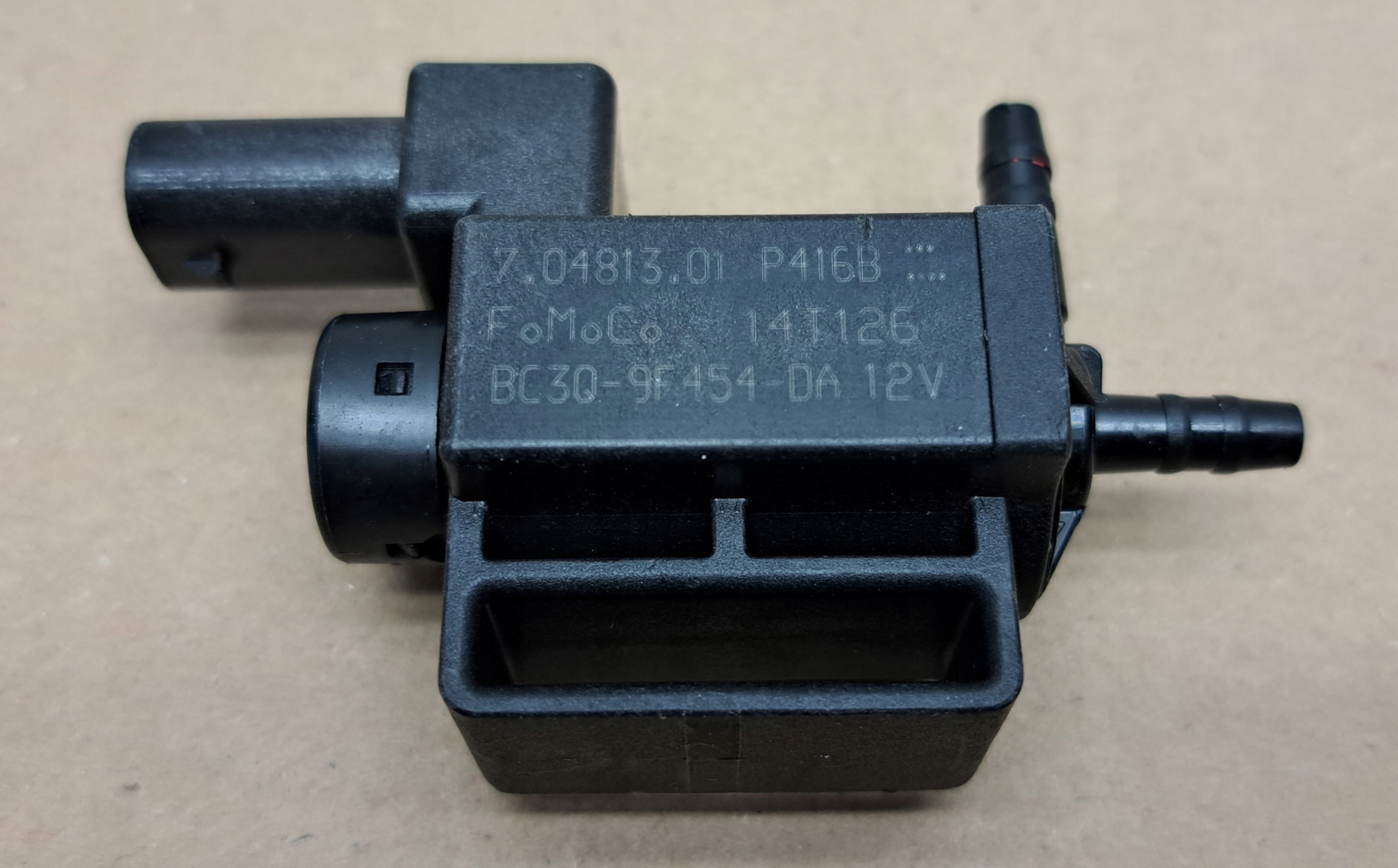 コウ FORD OE ELEKTROZAWÓR BC3Q-9F454-DA 7.04813.01 (C) za 120.00