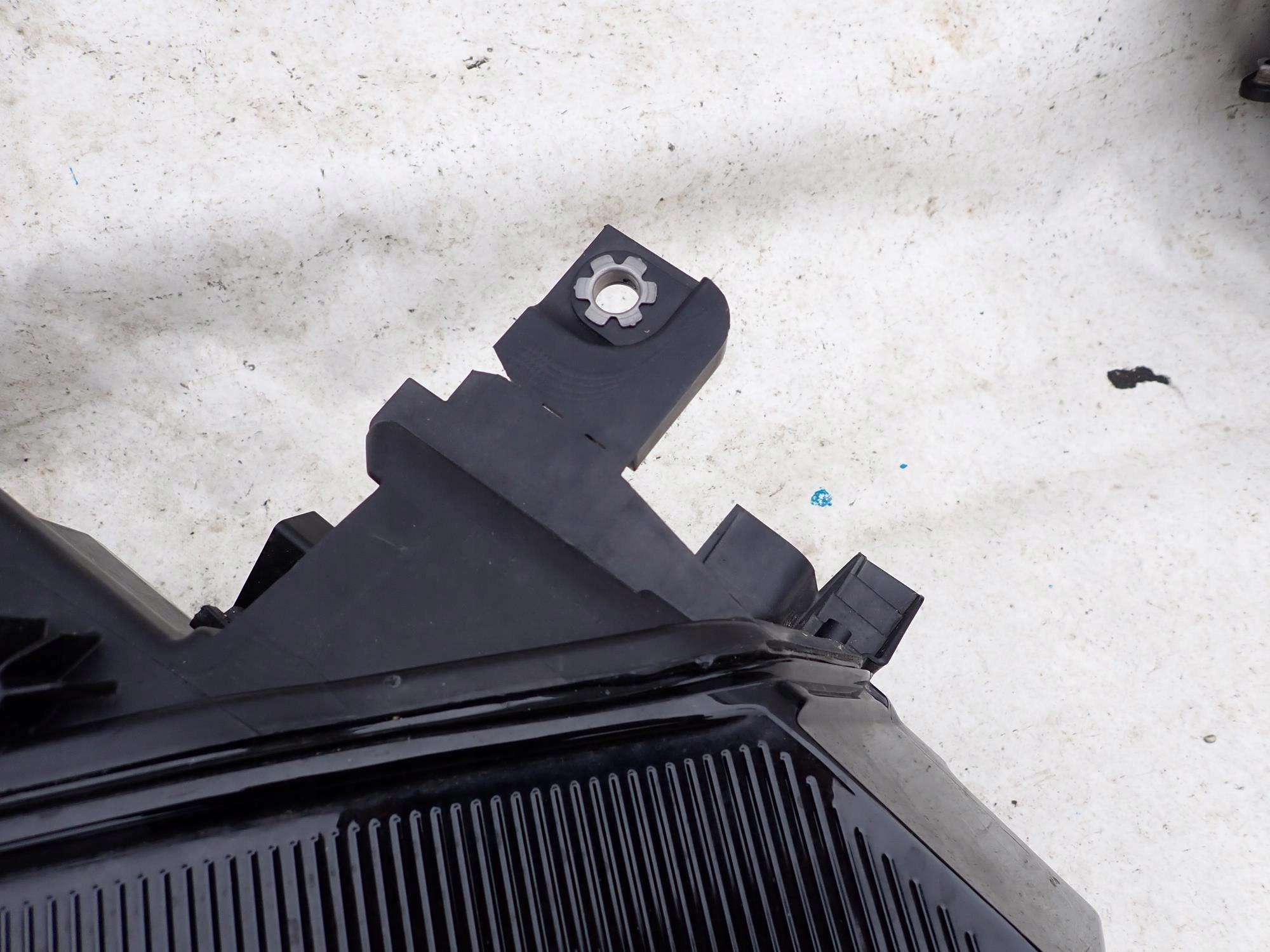 VW ID 4 ID.4 20-> PUSZKA light front front right