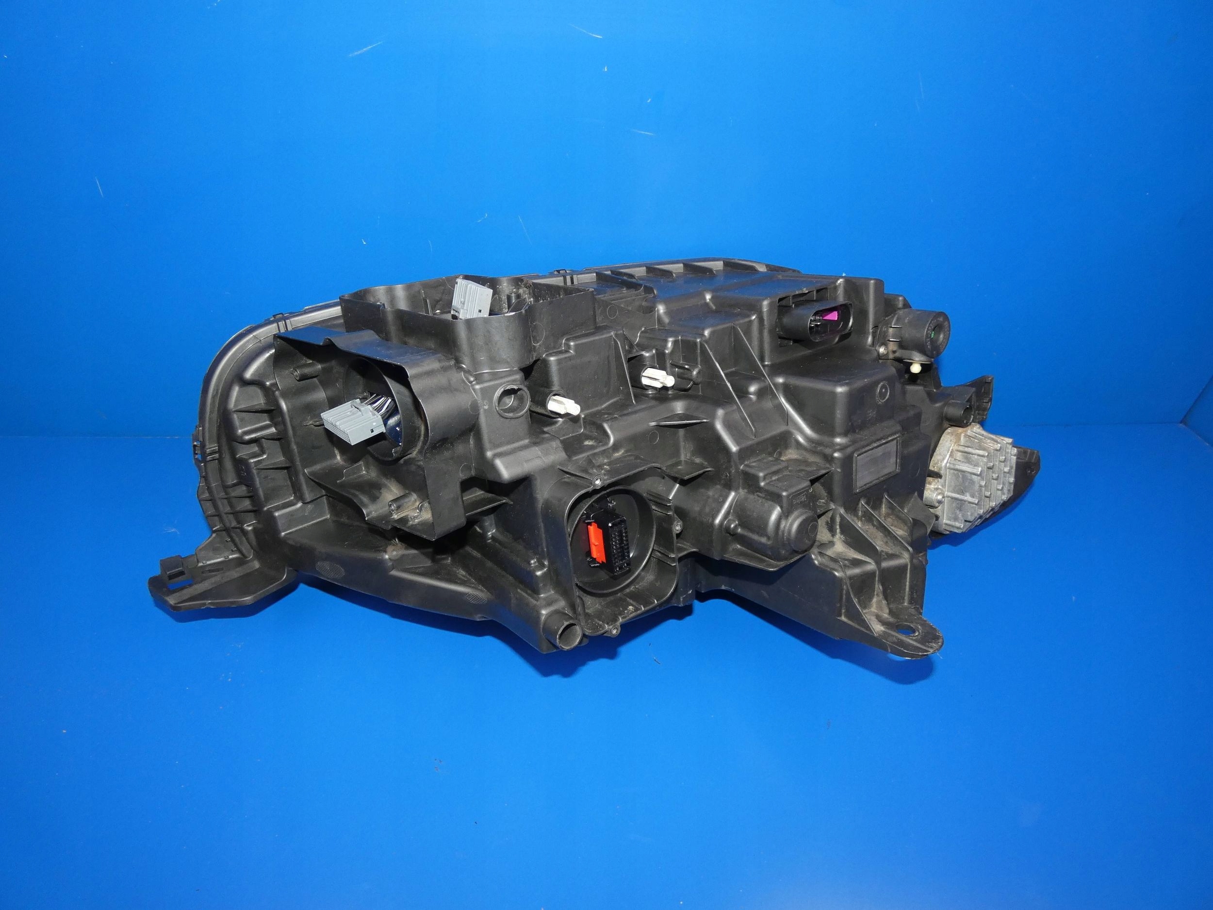 VOLVO XC90 II light LED left front - WERSJA ANGIELSKA