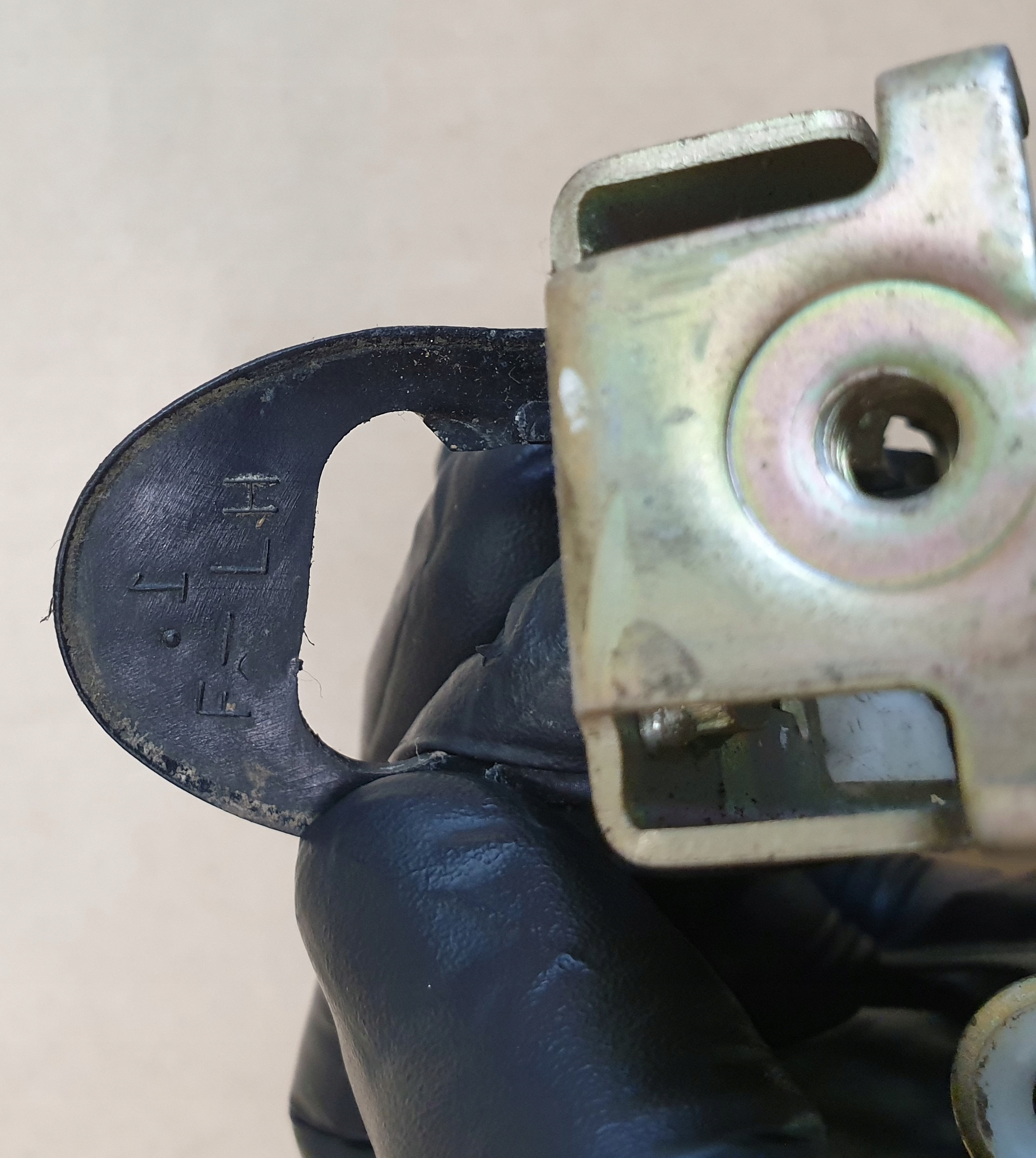 handle exterior left MITSUBISHI GALANT OE EU
