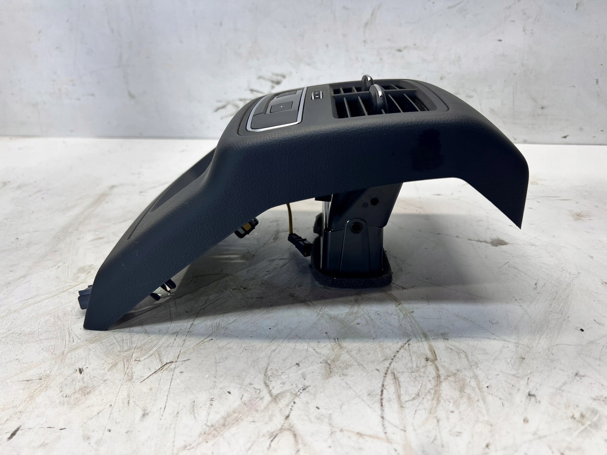 grid air conditioning devices cover rear part rear tunnel air conditioning control panel AUDI A4 B9 A5 8W