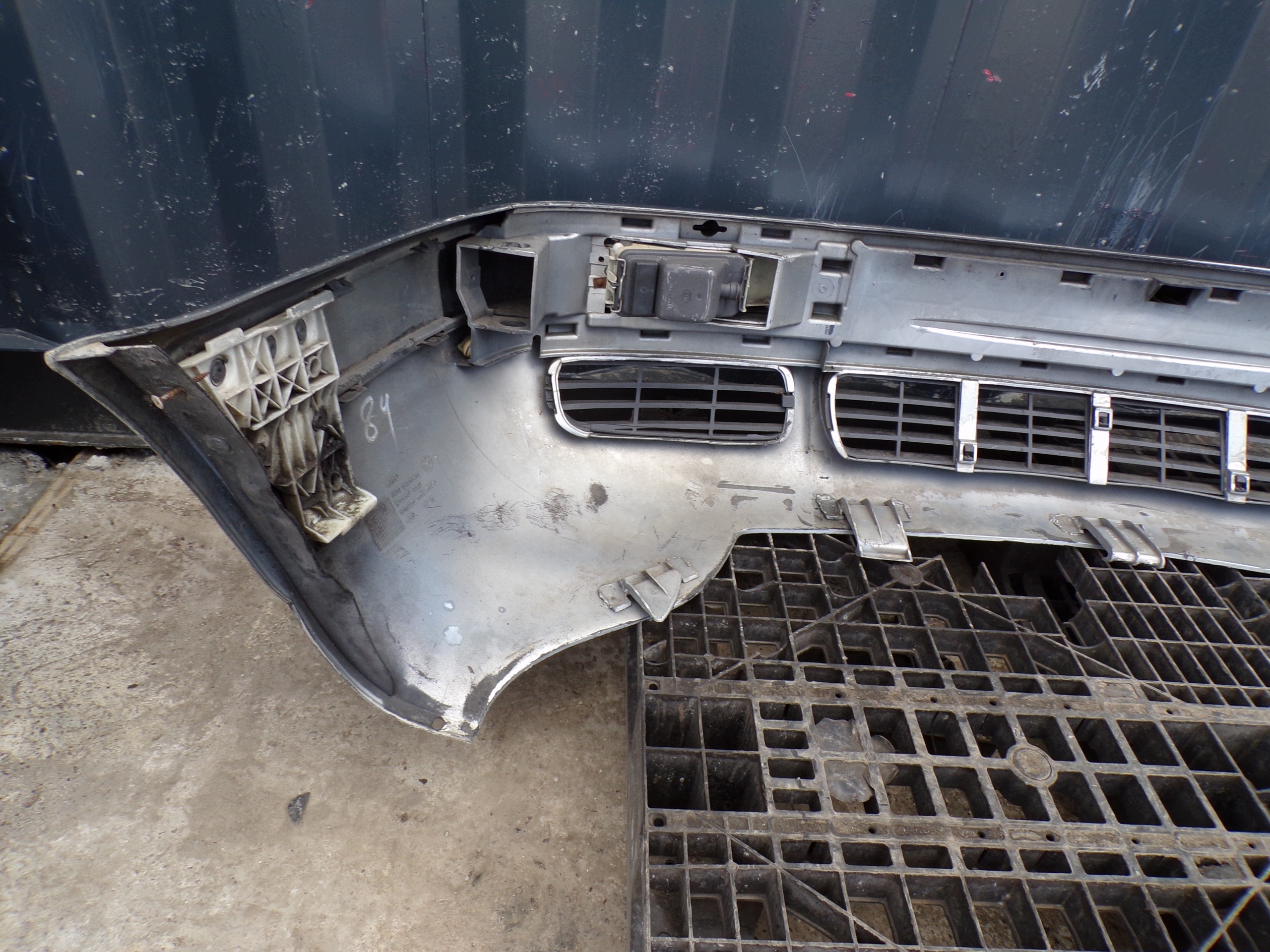 Frontstoßstange vorne AUDI 80 B4 Nebelscheinwerfer (R1)