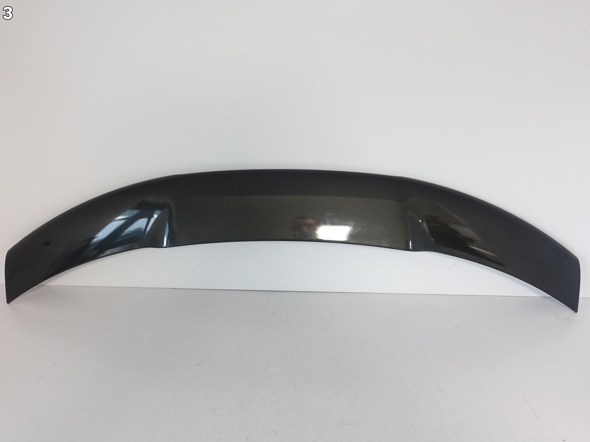 ASTON MARTIN V12 VANTAGE 10-18 SPOILER diffuser moulding W bumper rear part