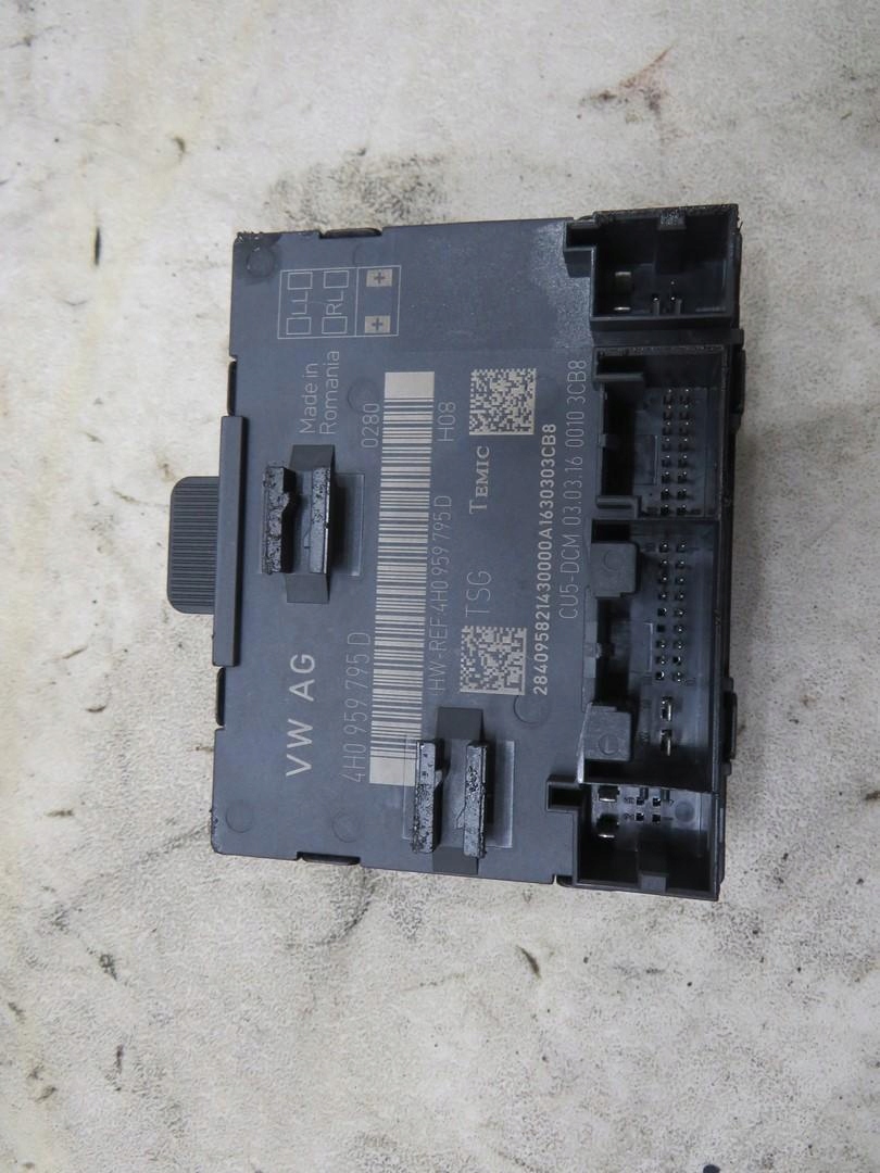 Модуль управления дверью AUDI A8 D4 4h0959795d