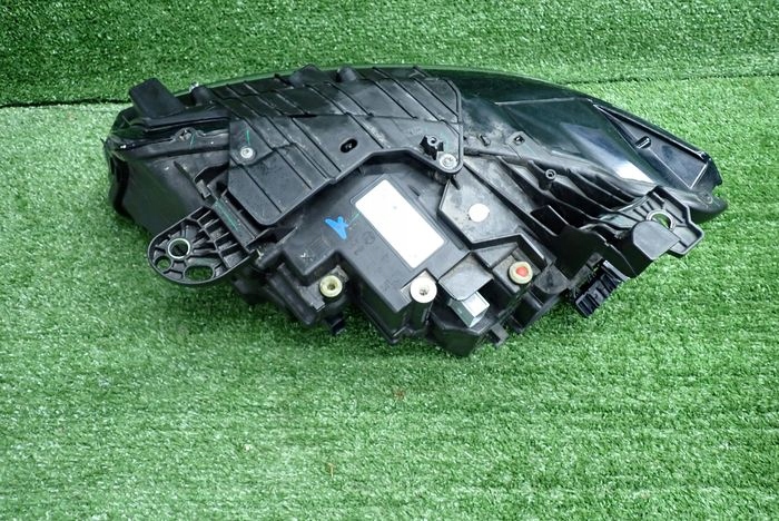 PEUGEOT 308 T10 MATRIX LED TECHNOLOGY 21- reflektor right light right