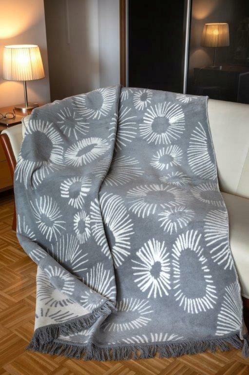 Bavlněná akrylová deka 150x200 geometrický vzor šedá