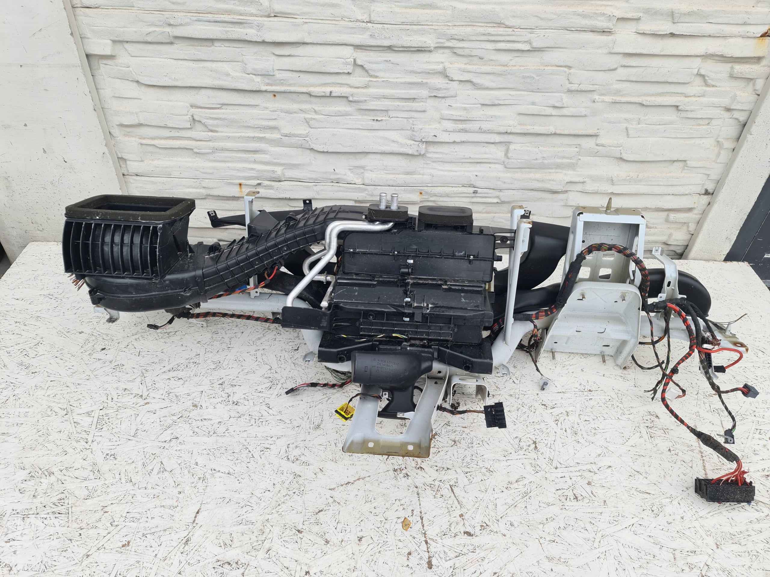 SPRINTER 906 нагреватель луч A90683000