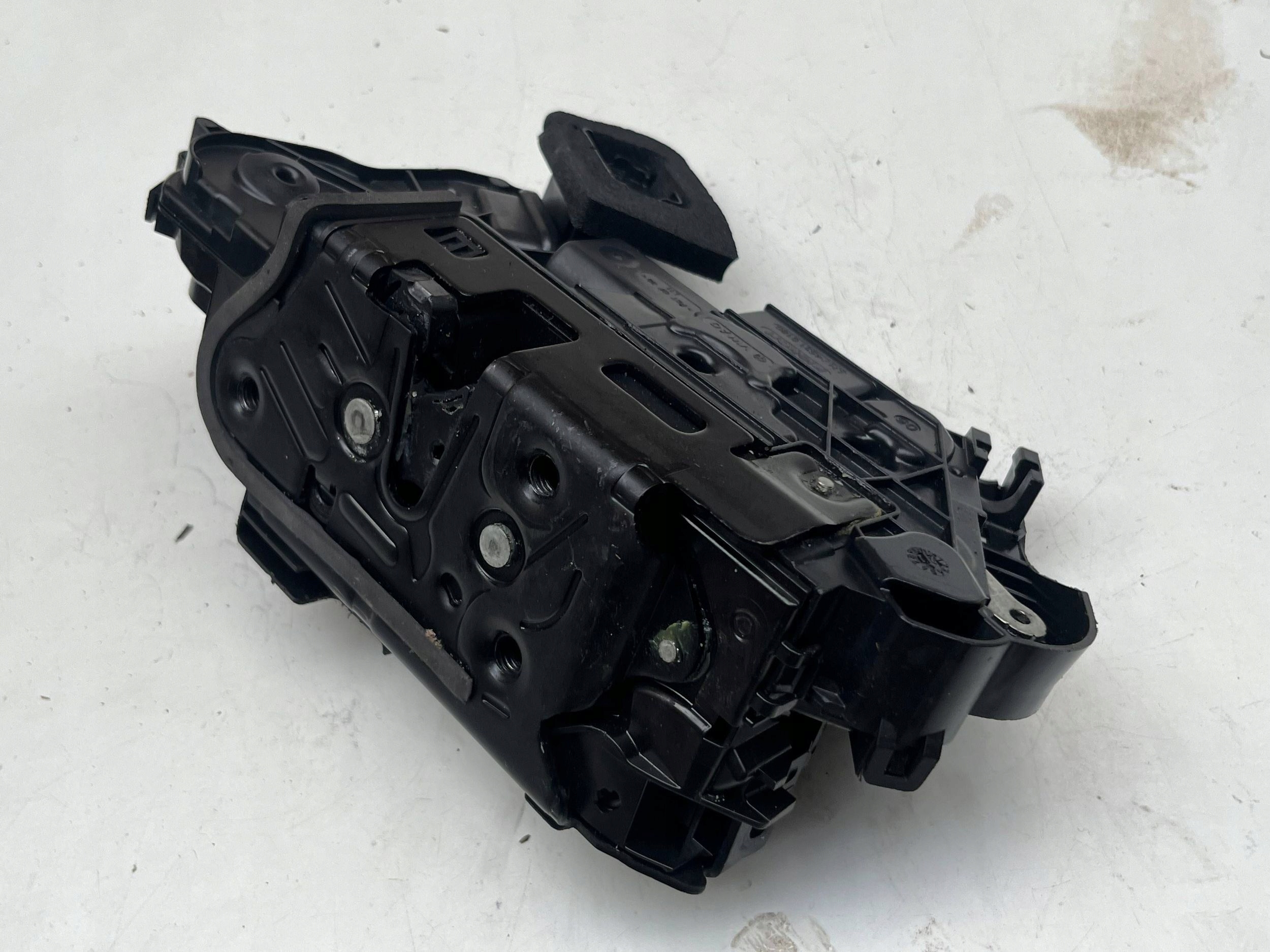 VOLKSWAGEN SEAT SKODA lock door left front 5TB837015B @M