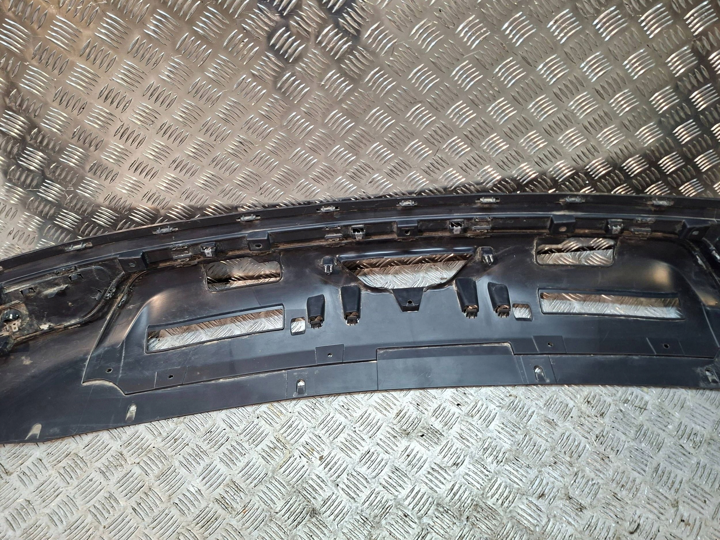 bumper rear part 850188473R RENAULT KOLEOS II 2016