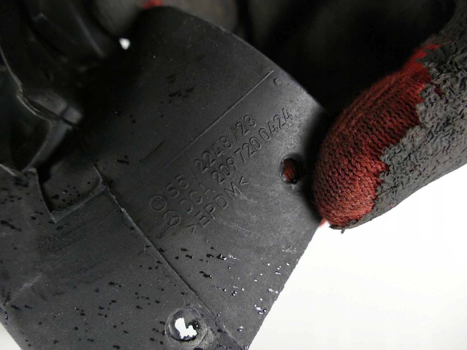 MERCEDES W209 C209 LIFT moulding dust P. 197