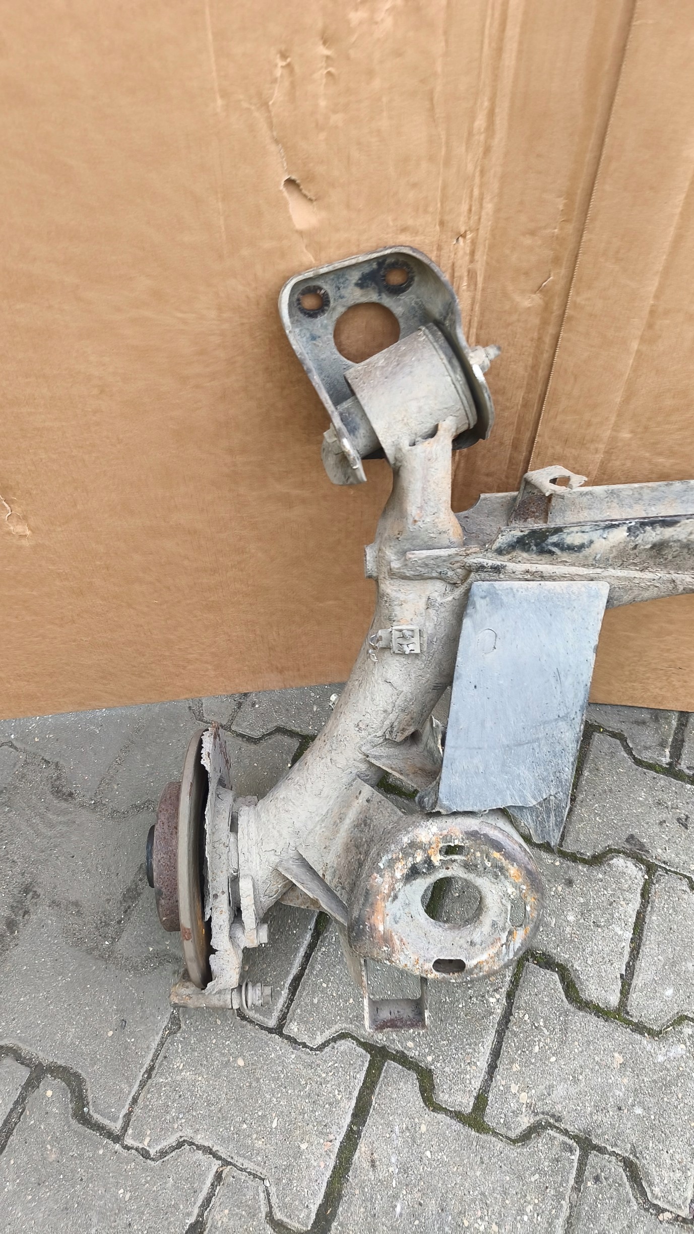suspension beam rear part GOLF IV
