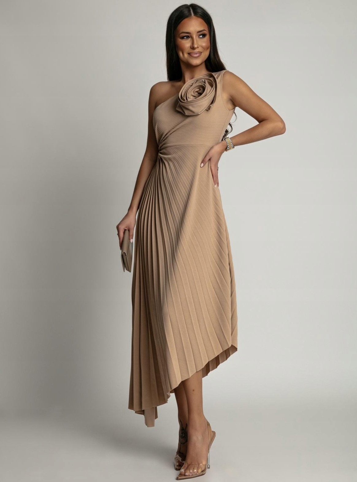 PLISOWANA SUKIENKA KWIATEM KAMELOWA WESELE KOMUNIĘ WIZYTOWA OKOLICZNOŚCIOWA Marka Modmoza