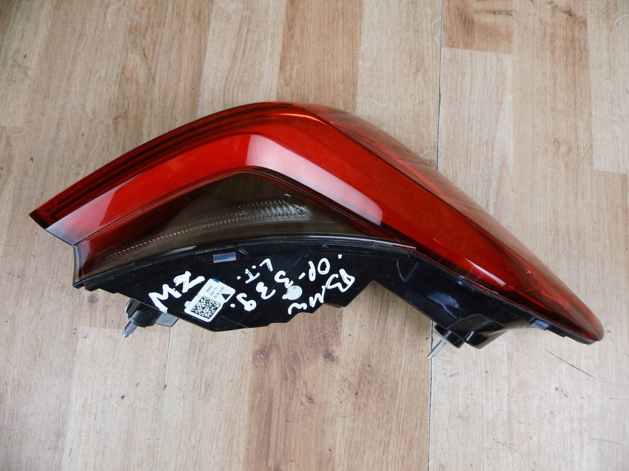 BMW 3 G21 KOMBI light left rear part rear left H35A3BC7101 H35A3BC7102
