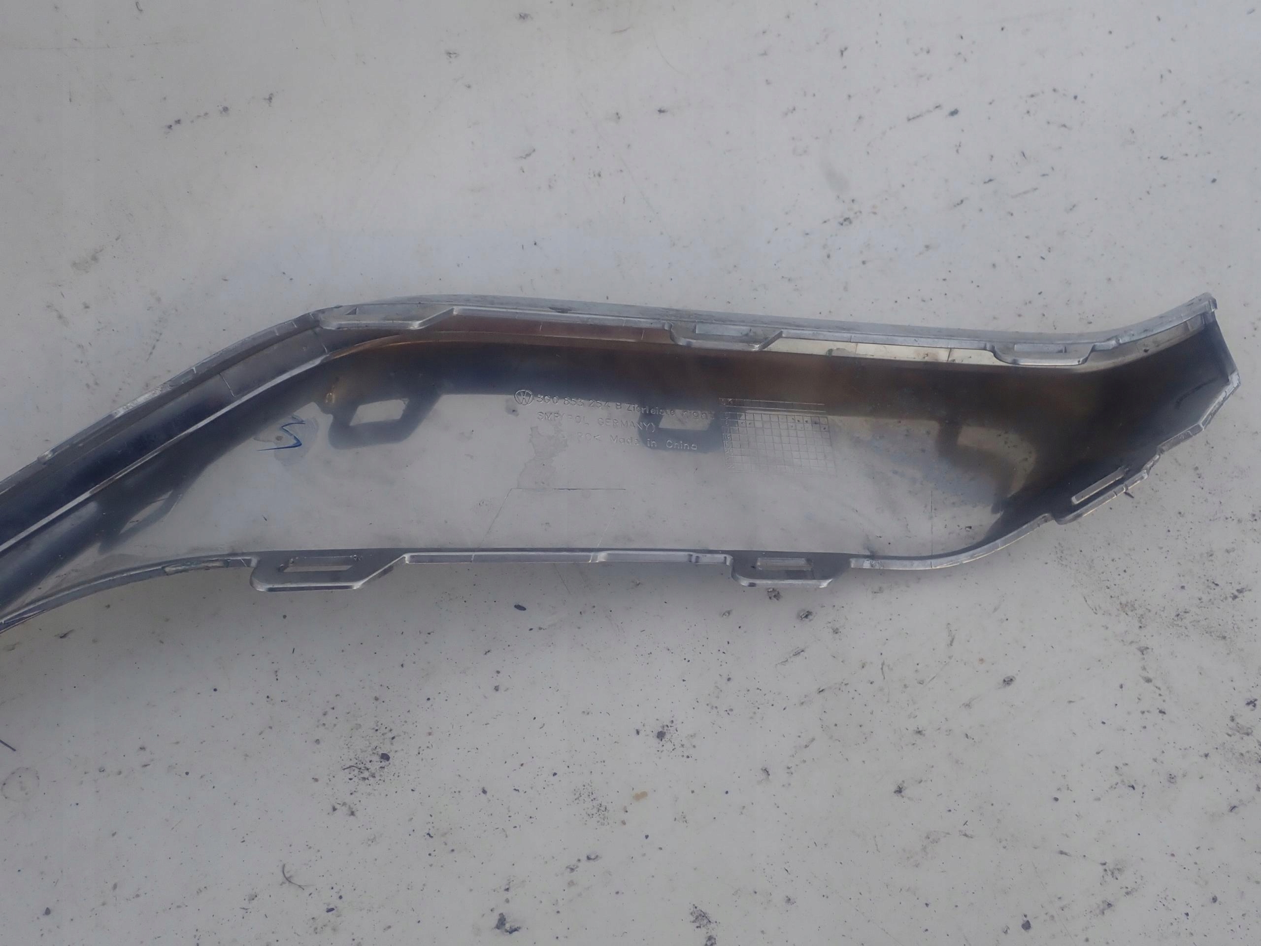 VW PASSAT B8 ALLTRACK moulding KRATKI right CHROM