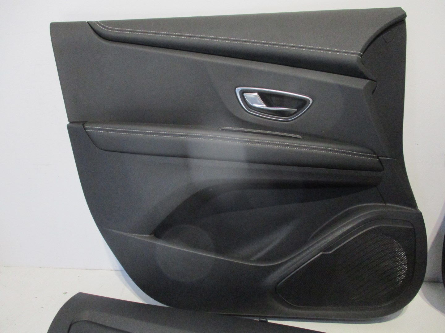 upholstery door front Renault Scenic 4 IV 17R