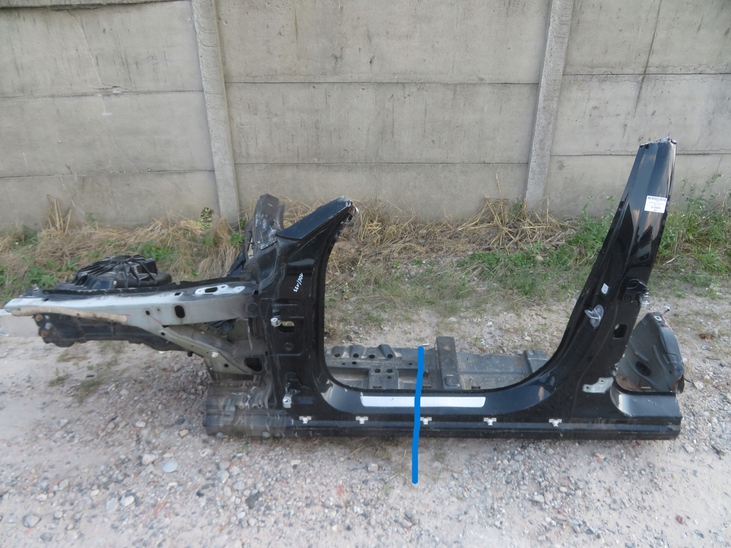 MERCEDES C KLASA W205 18R pillar left central