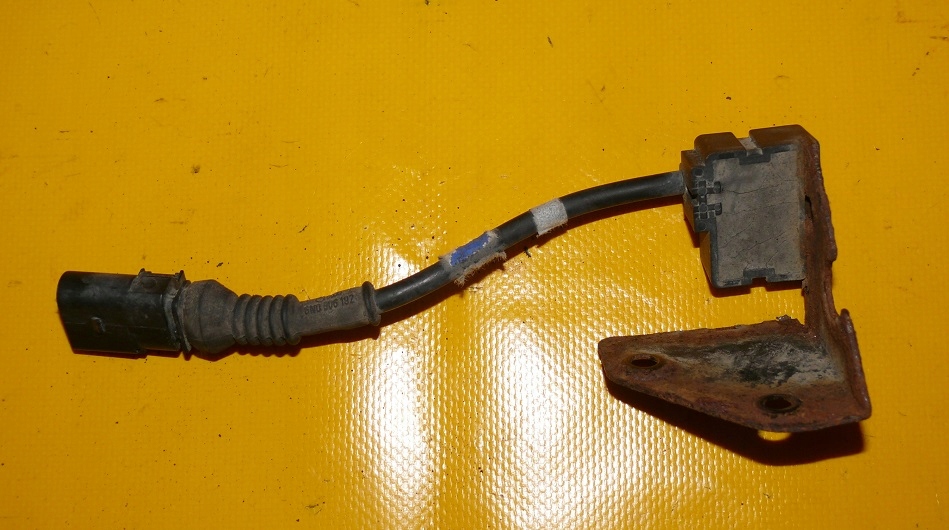 sensor PRZYSPIESZENIA right front VW PHAETON 02