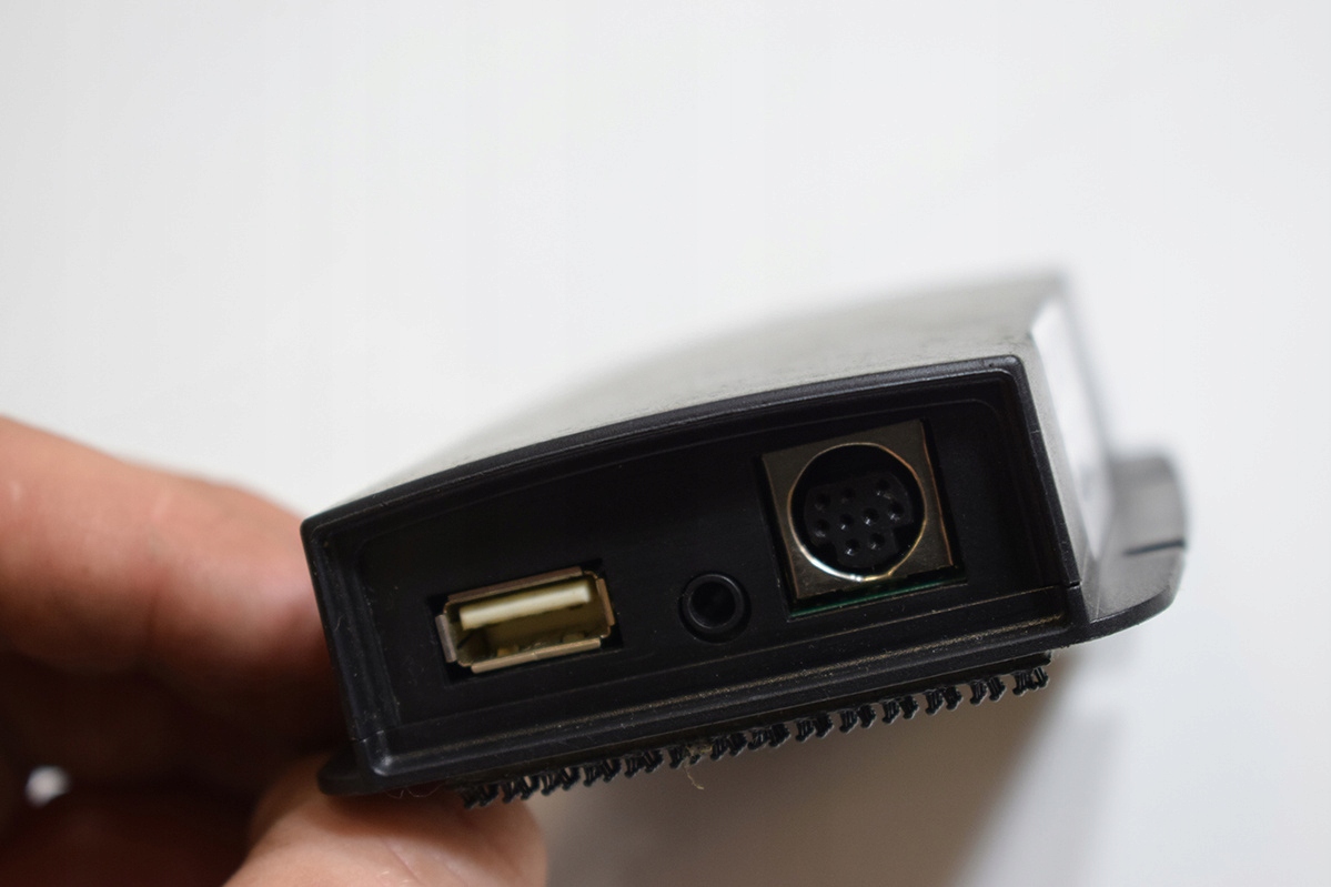 ŁĄCZE MULTIMEDIALNE RENAULT CLIO TWINGO 7711419487 Numer katalogowy części 7711419487