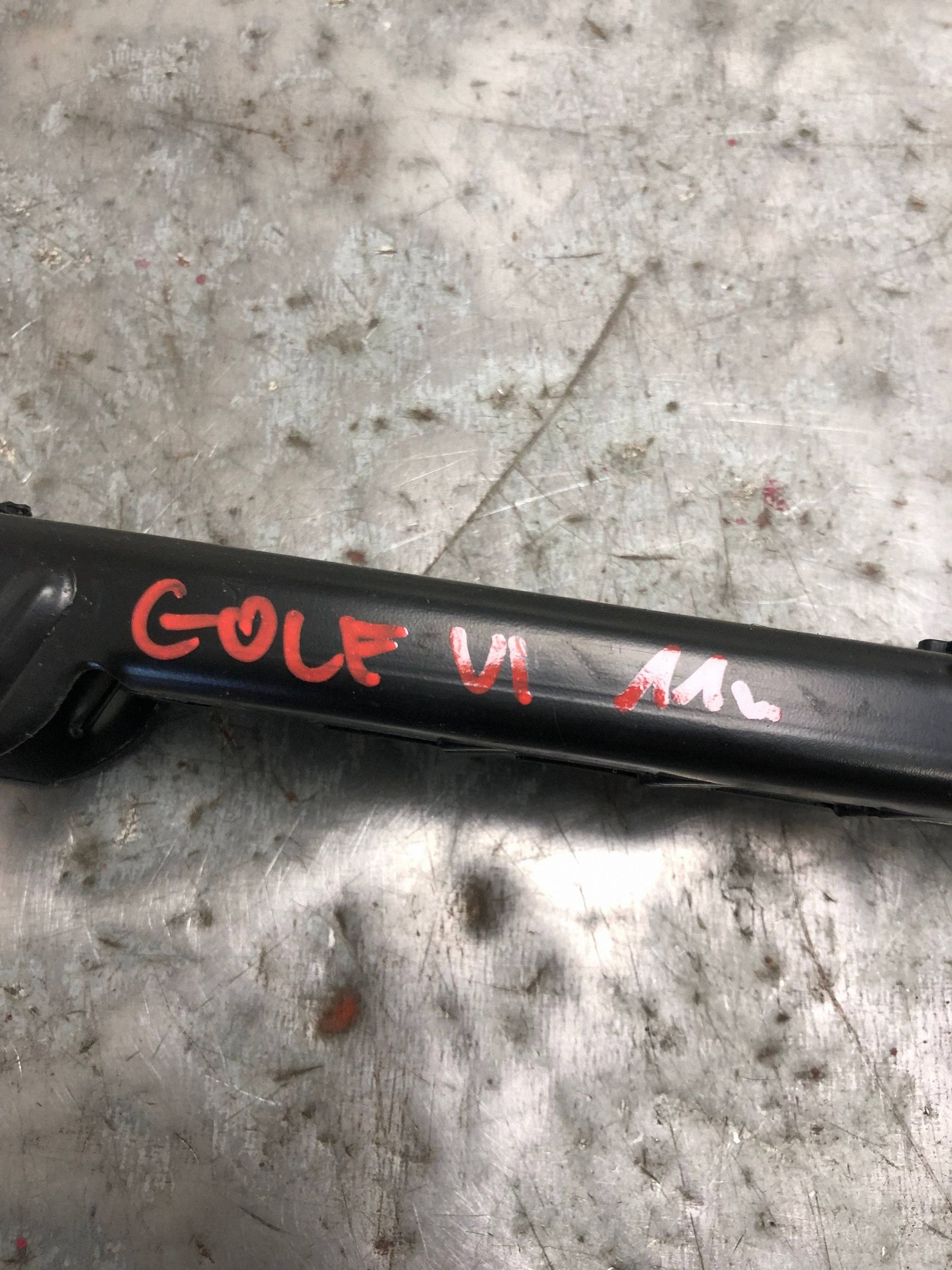 REGULACJA supports VW GOLF VI KOMBI 1T0857819B