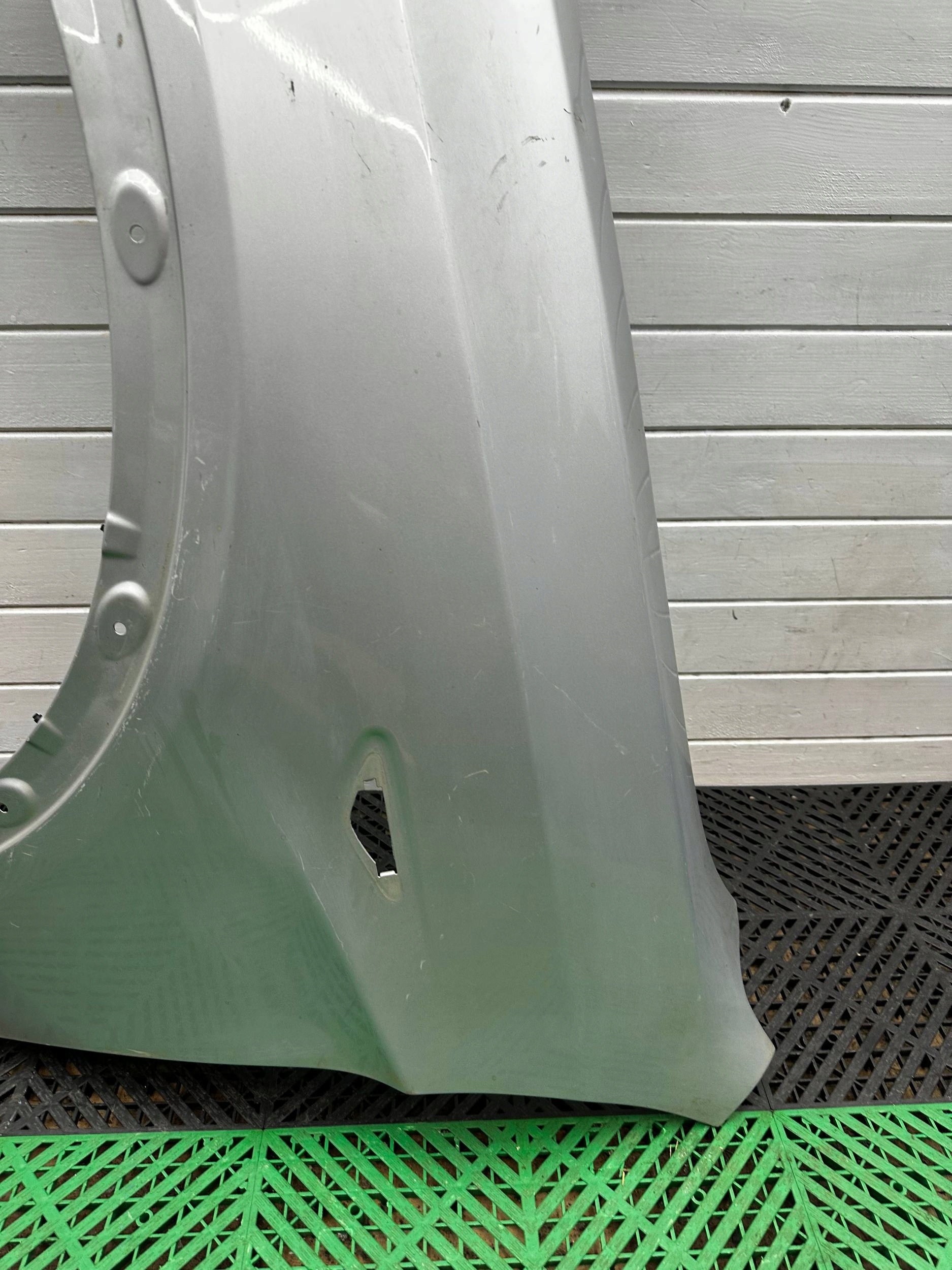 fender front side left BMW X3 F25 X4 F26