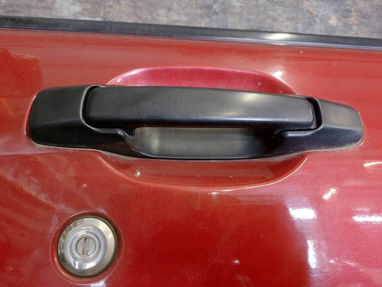 handle exterior door right front SUBARU FORESTER and