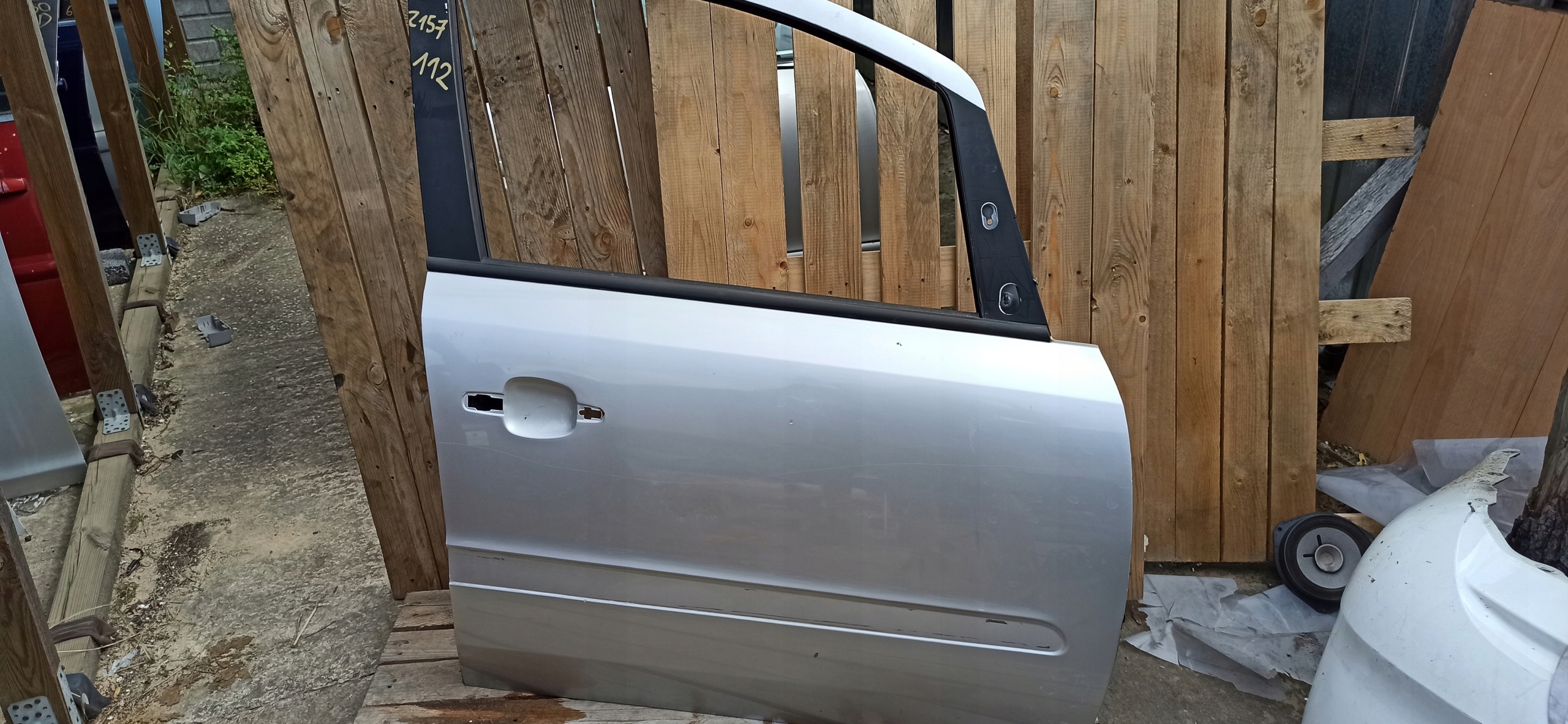 door right front front OPEL ZAFIRA B Z157