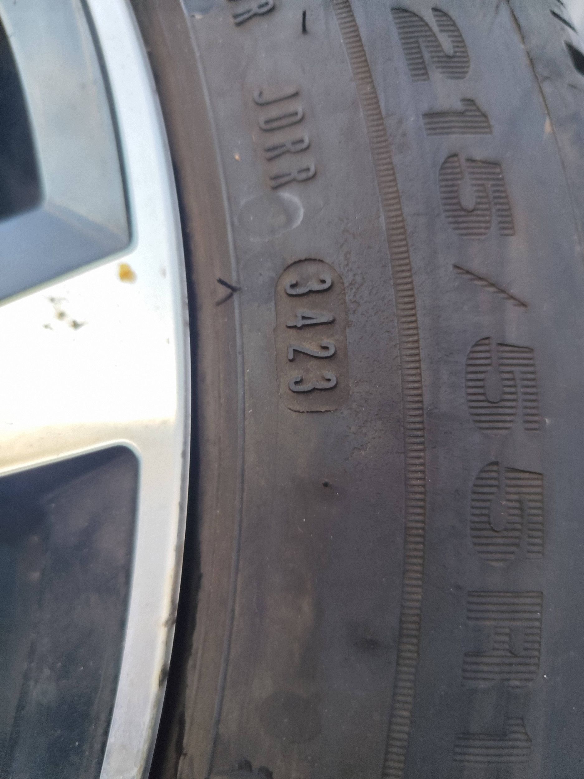 VW PASSAT B8 LIFT kolesá disky ALU 215/55/17 KOMPLET