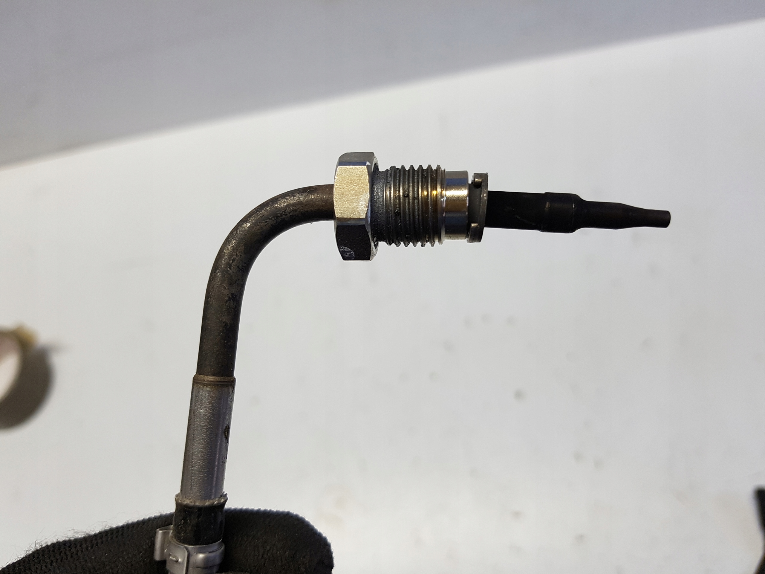 KIA CEED III 1.4 T-GDI SENSOR TEMPERATURY GASE