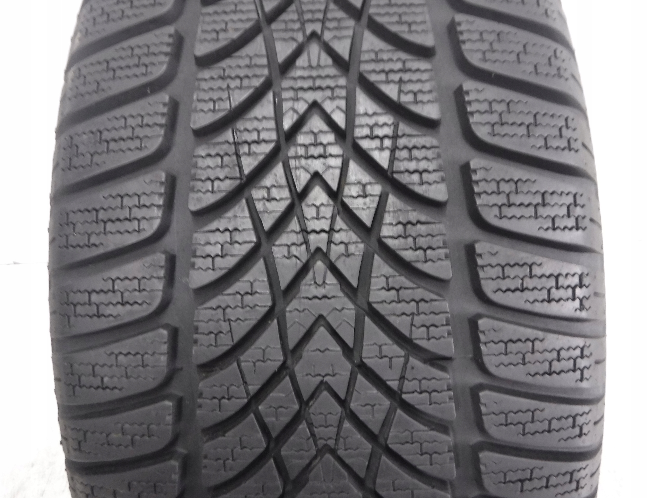 OPONA ZIMOWA 235/45/17 94H DUNLOP SP WINTER SPORT 4D MO M+S Klasa premium