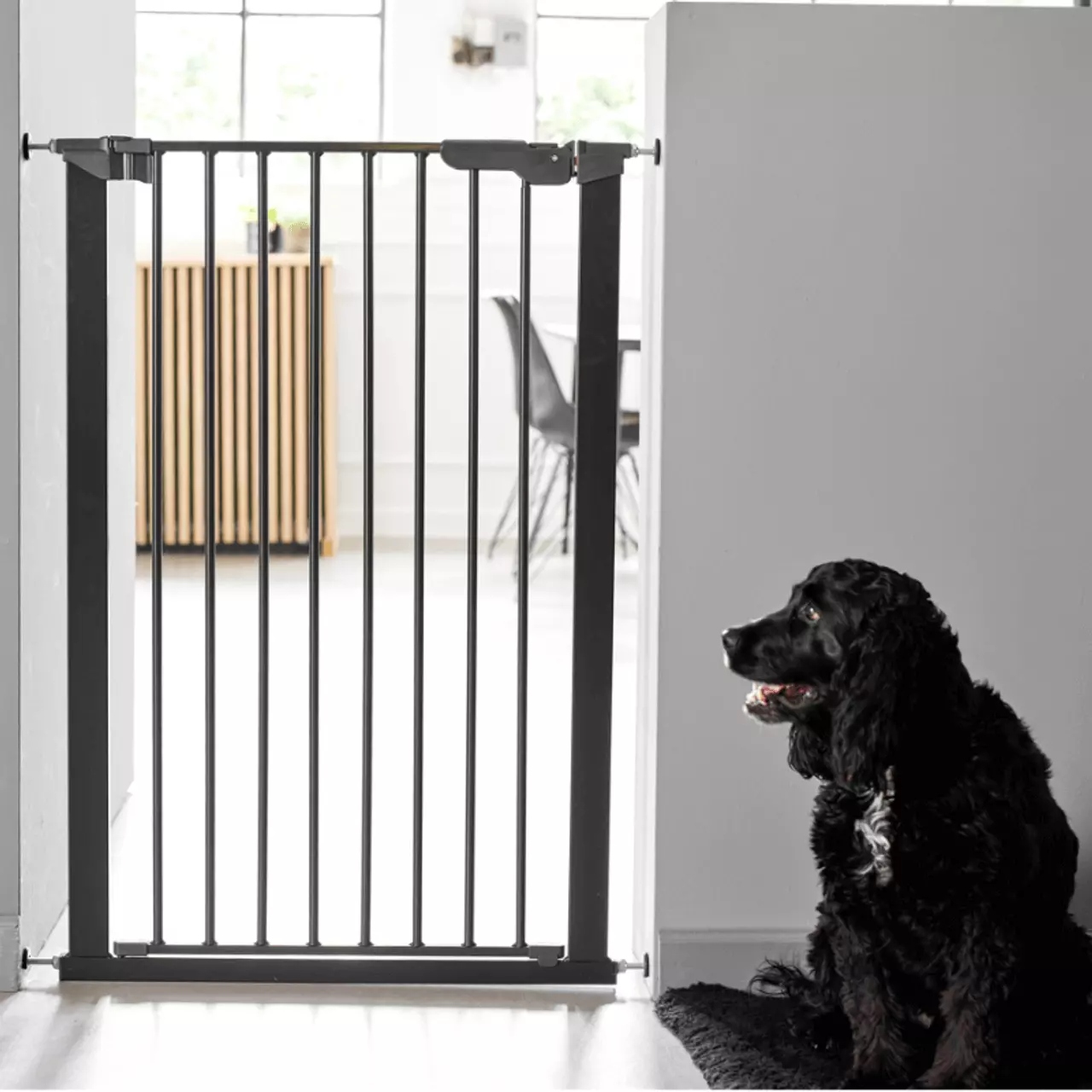 

DogSpace wysoka, rozporowa bramka dla psa, czarna