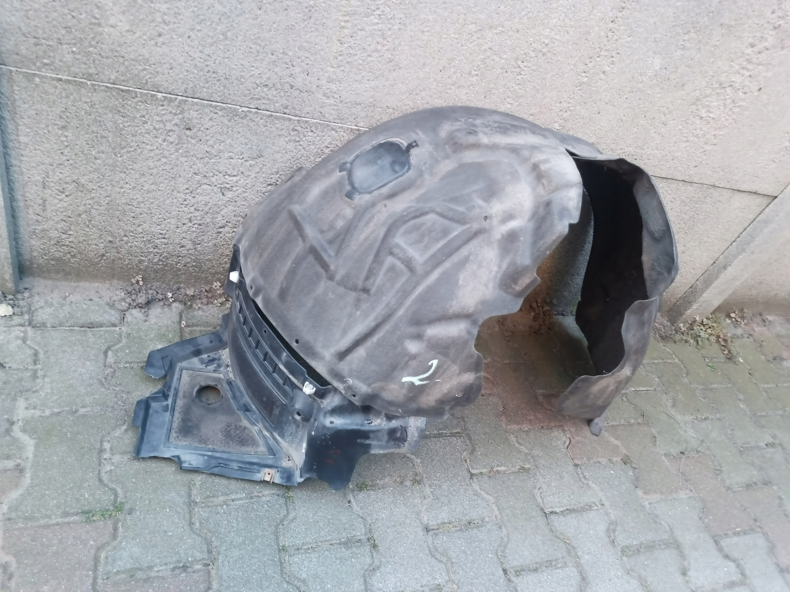 Audi A6 C7 11-14 підкрильник праве перед