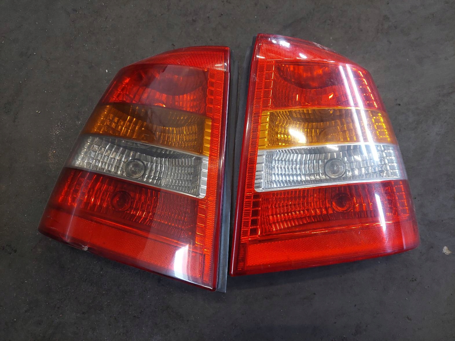 complete rear part OPEL ASTRA G Z151 trunk door boot bumper rear part lights