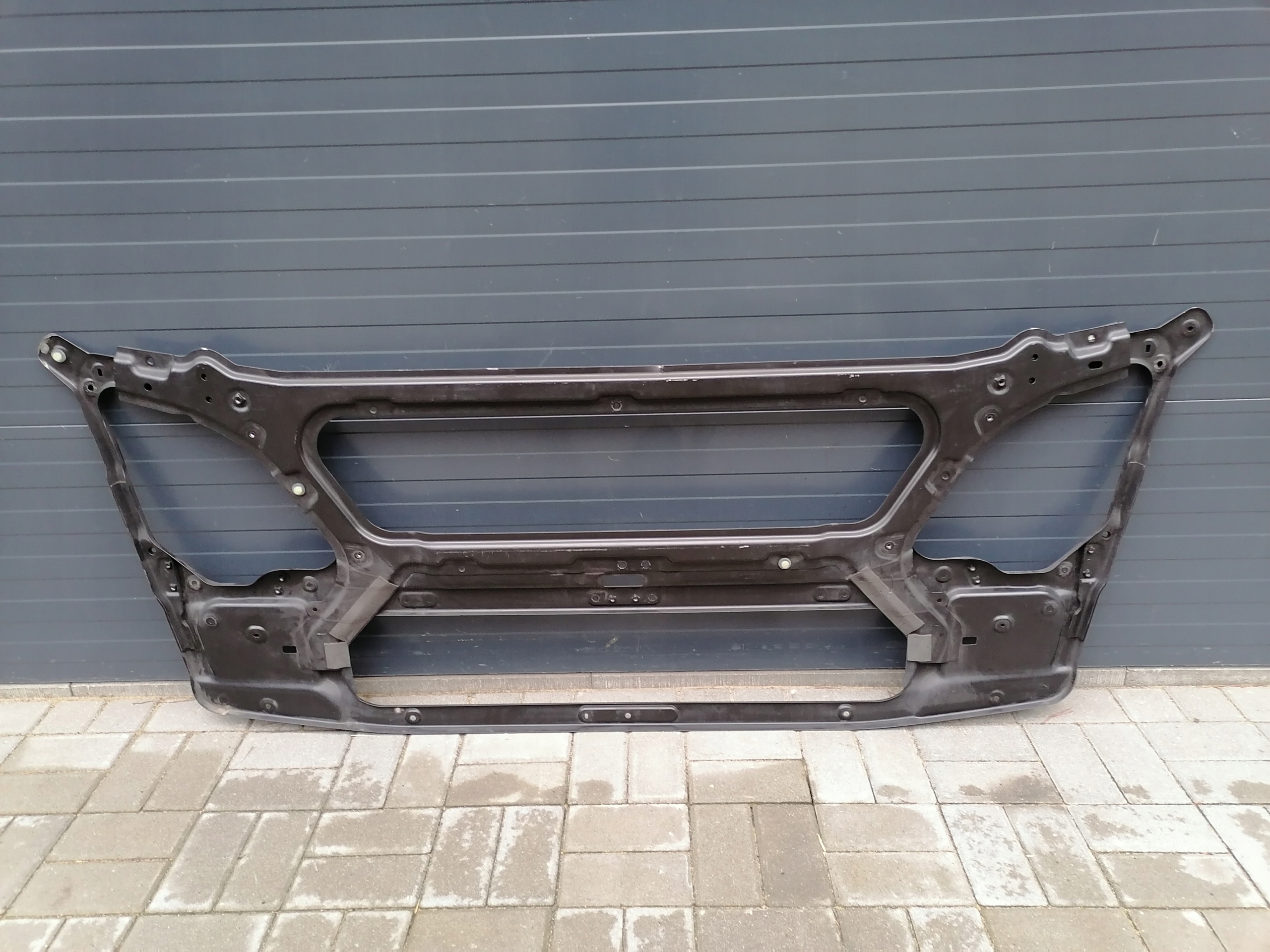 КАРКАС КАПОТ МАНЕКЕН SCANIA R S 2304022