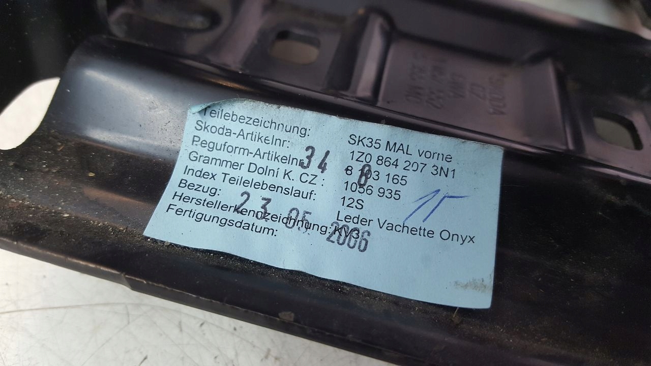 armrest tunel Skoda Octavia II 2,0 TDI