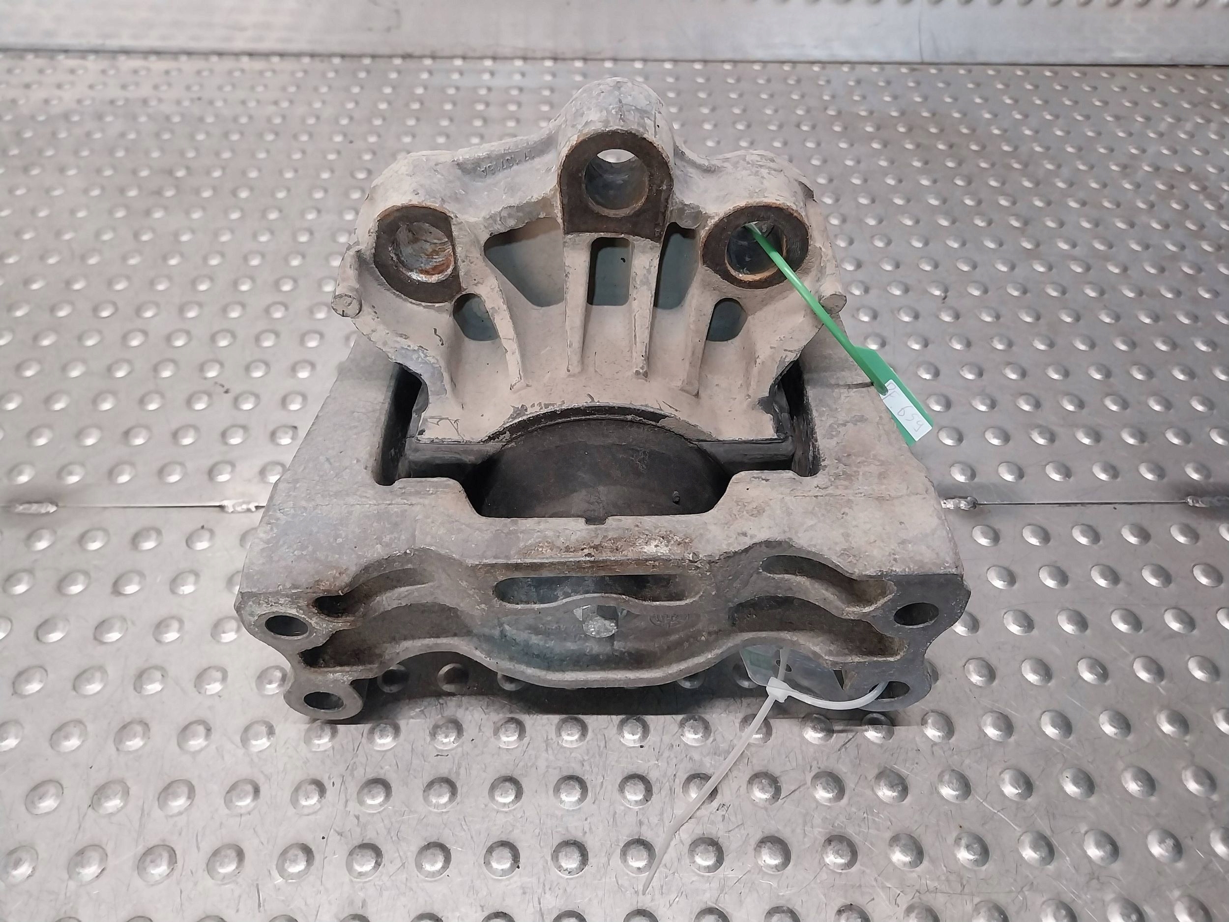 holder engine mount 6C11-6F012-AB 3C11-6F012-AE FORD TRANSIT MK7 2.2 TDCI