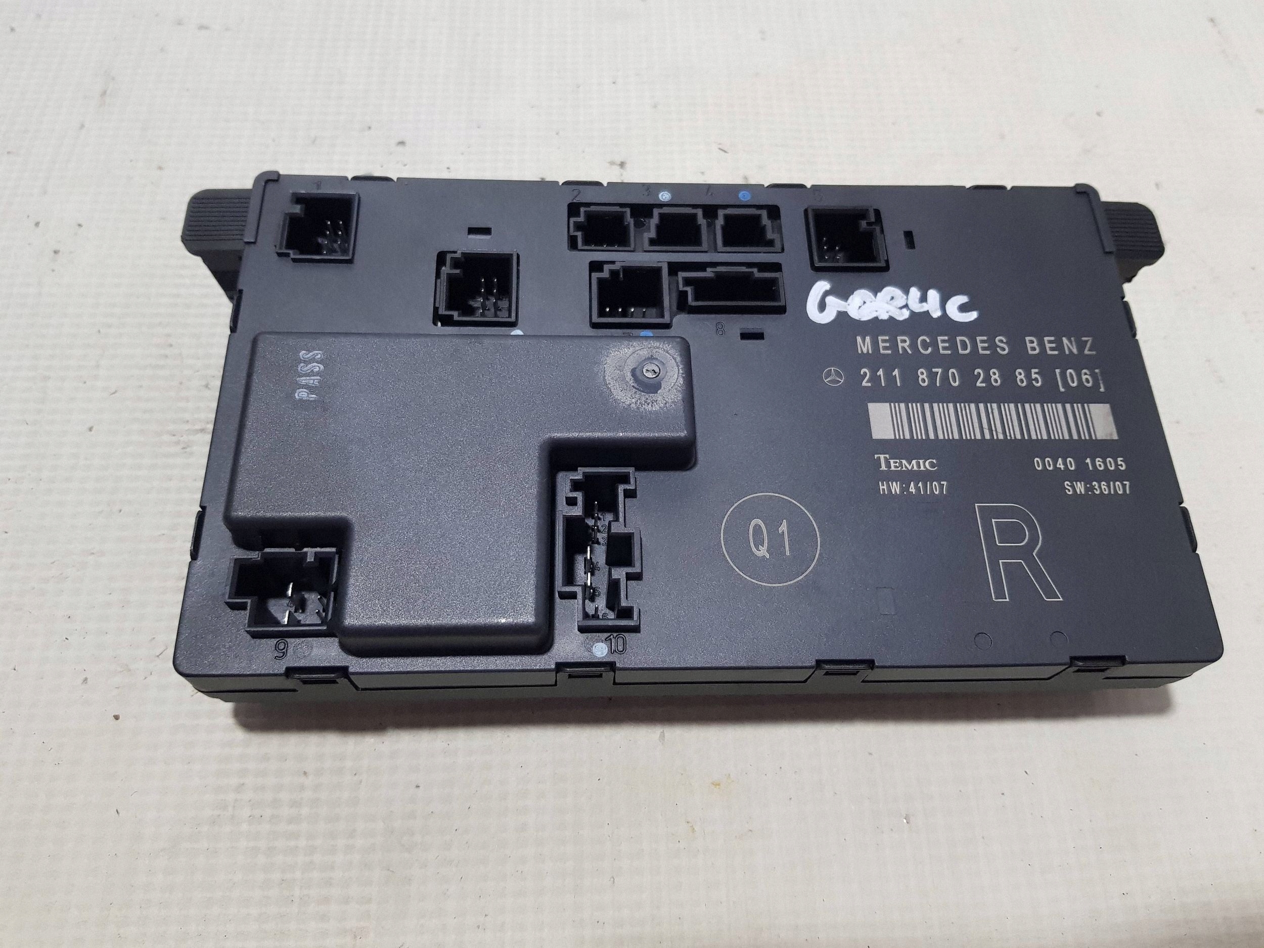MERCEDES E W211 module door right front 2118702885