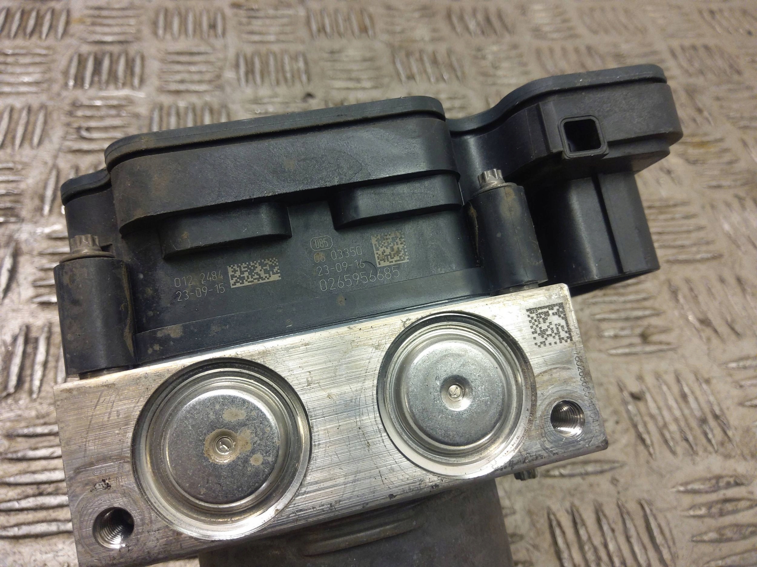 насос ABS 2Q0614517AP seat ARONA 6F9