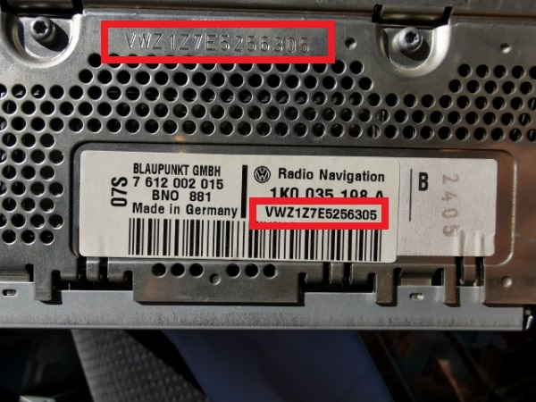 Rozkodowanie Radia # SKODA # kod # ZDALNIE Złącza AUX minijack RCA Pre-out (przedwzmacniacz) RCA Sub-out (subwoofer) USB