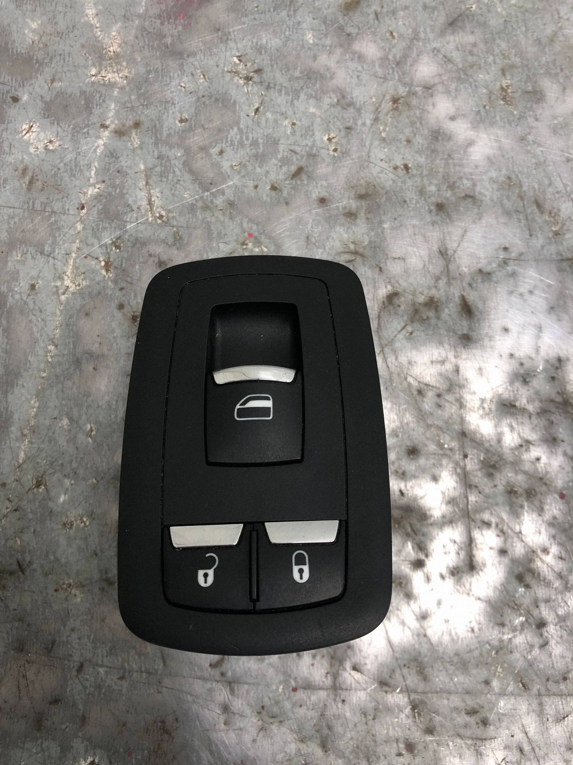 window control switch right front MASERATI QUATTROPORTE VI 670013822