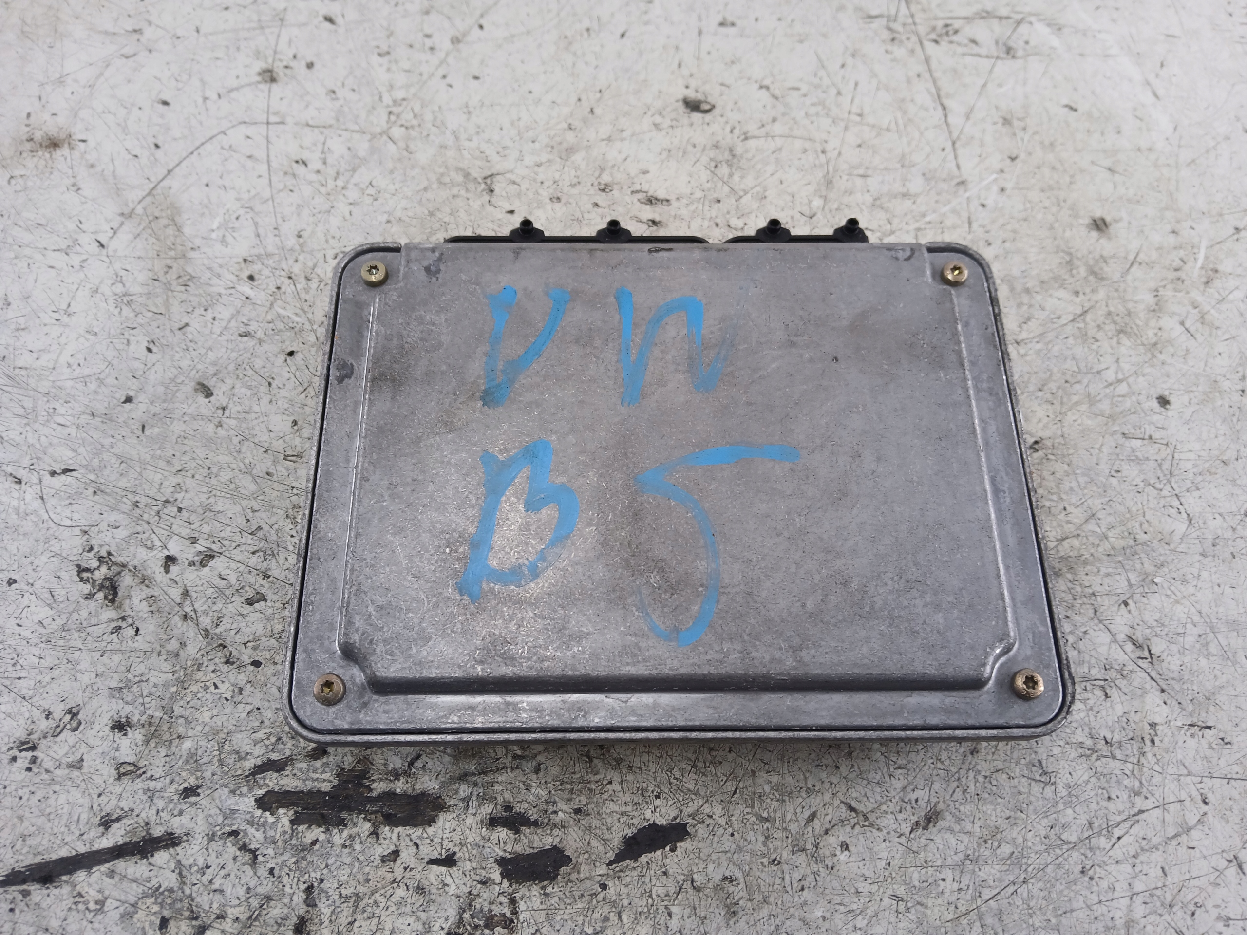 control unit computer of the engine 4B0953503H VW GOLF IV 1.9 TDI 115 KM 98-01