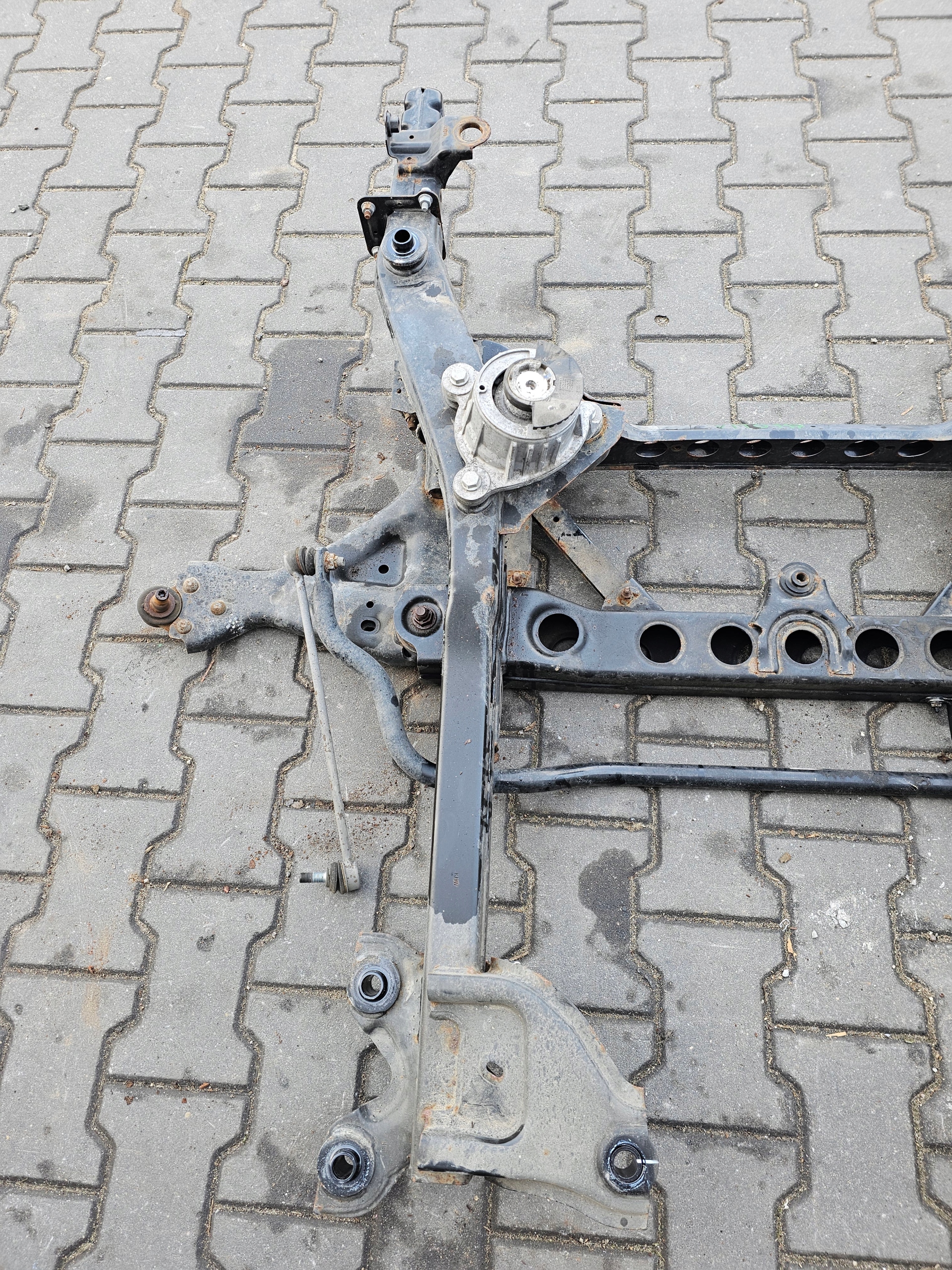 MERCEDES VITO W447 axle beam subframe axle beam front