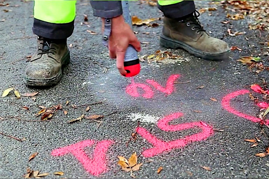 Farba geodezyjna Spray Soppec Track Marker Różowy Pojemność 500 ml