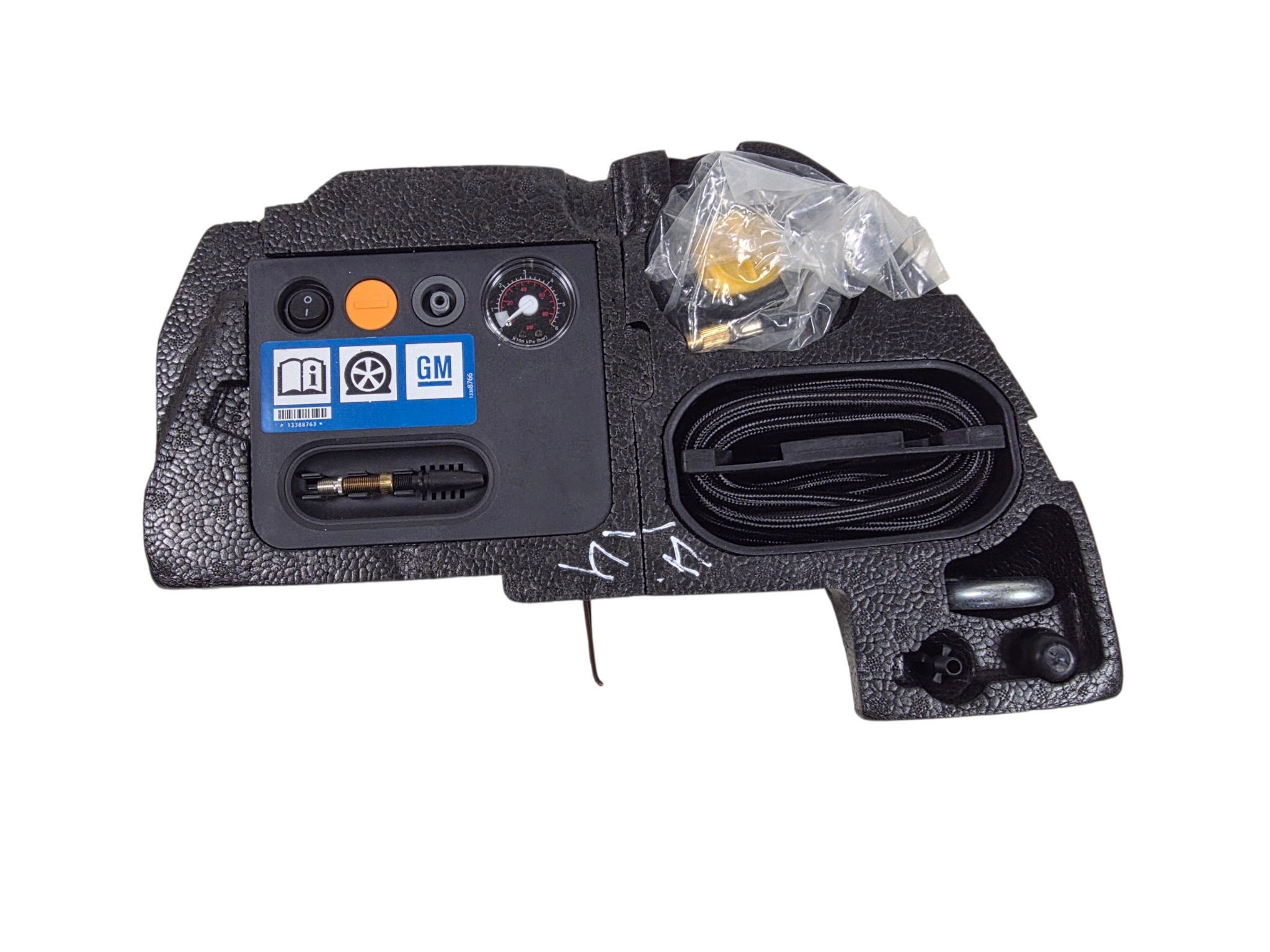 OPEL CORSA D (N) compressor; mandatory vehicle equipment wheels polystirene towing ORG.