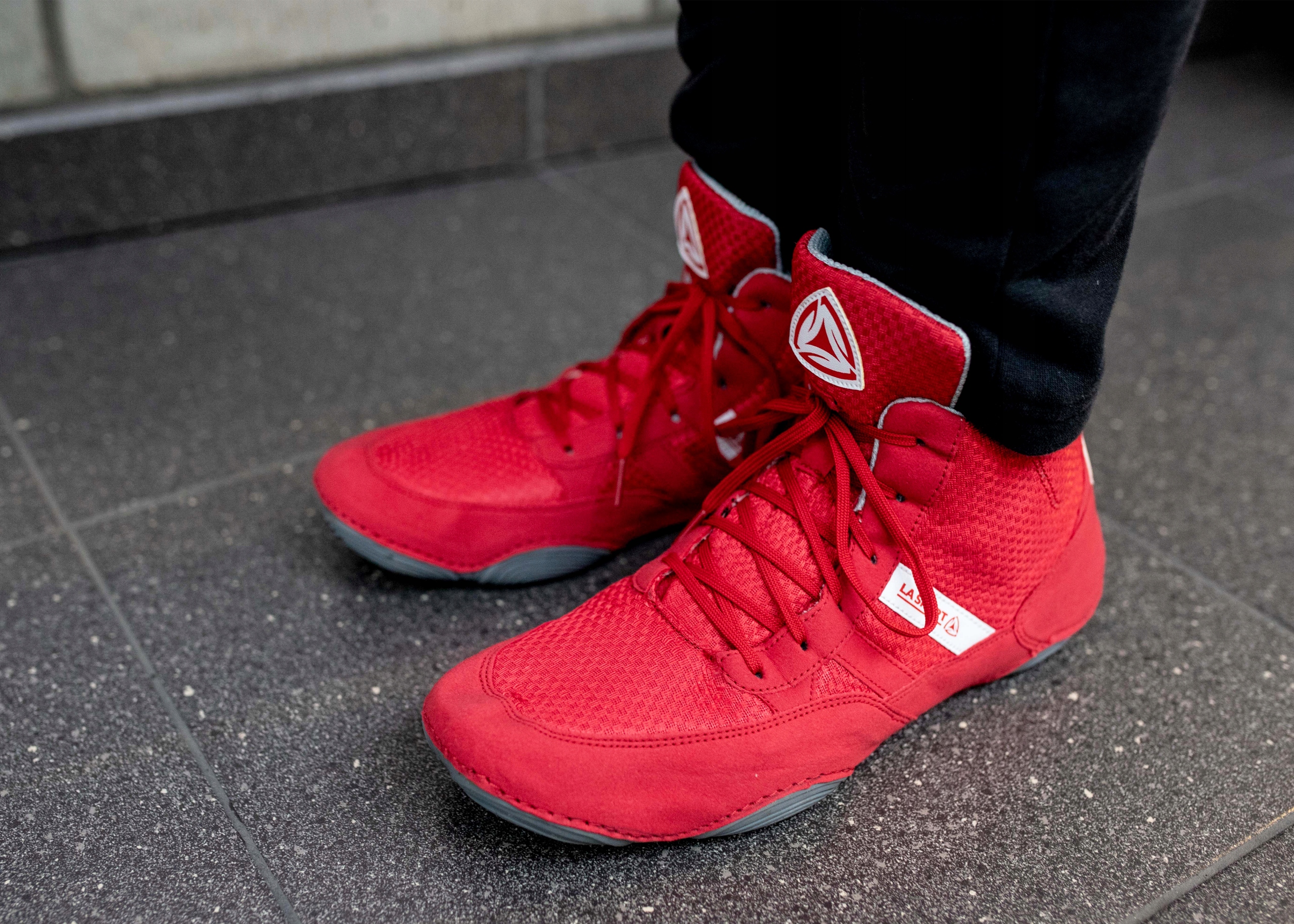 LA SPORT BUTY ZAPAŚNICZE KRAV MAGA BOKS MMA 36 czerwone Rozmiar 36