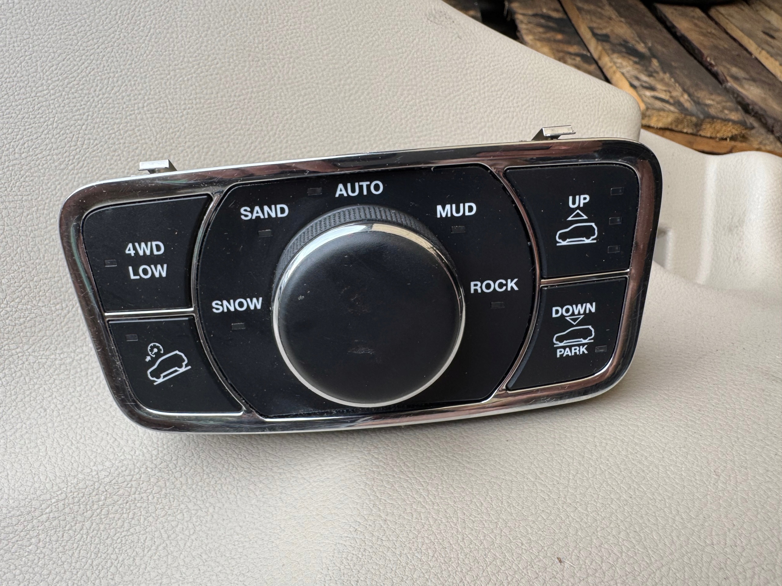 control unit module transmission GRAND CHEROKEE 68141341AD