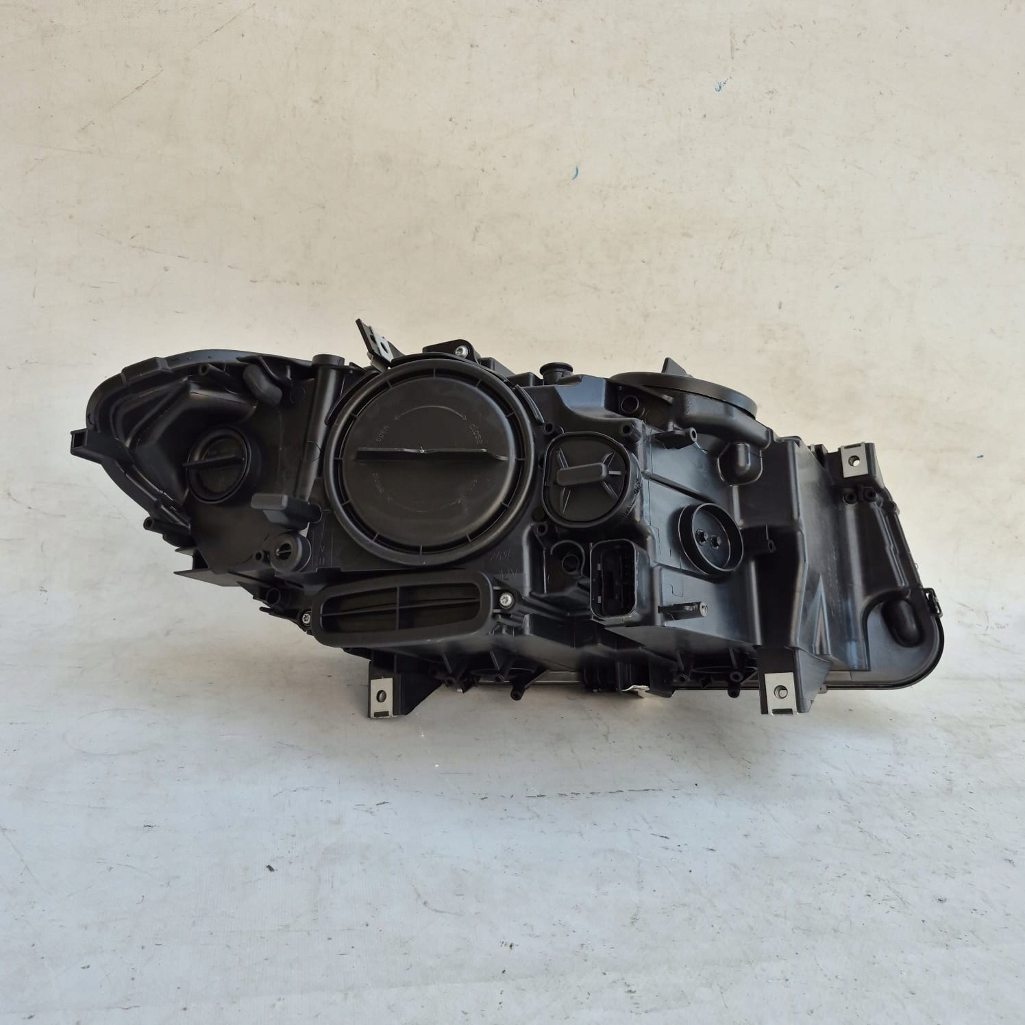 BMW 5 F10 F11 light left front front ZWYKLA 7203239