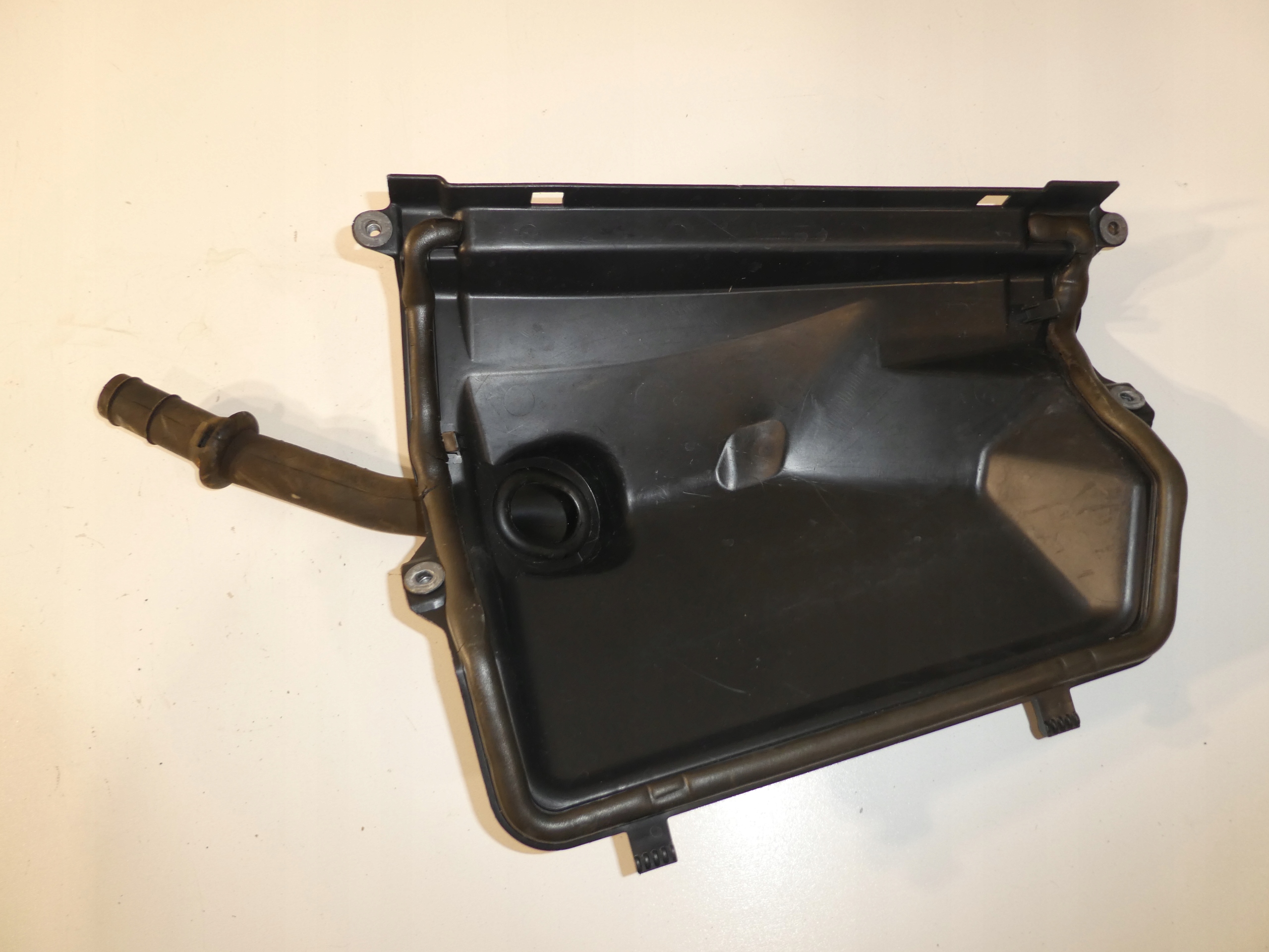 torpedo lower SPLYW TRAFIC III 668620201R