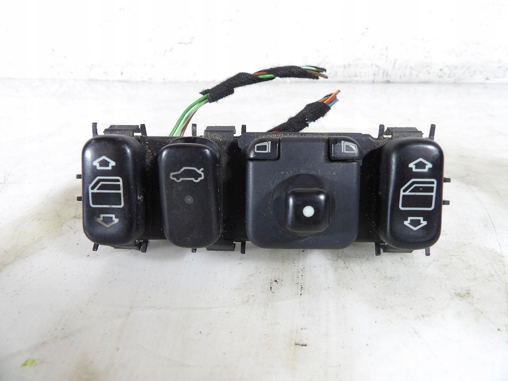switch, window regulator Mercedes-Benz OE 2088202910