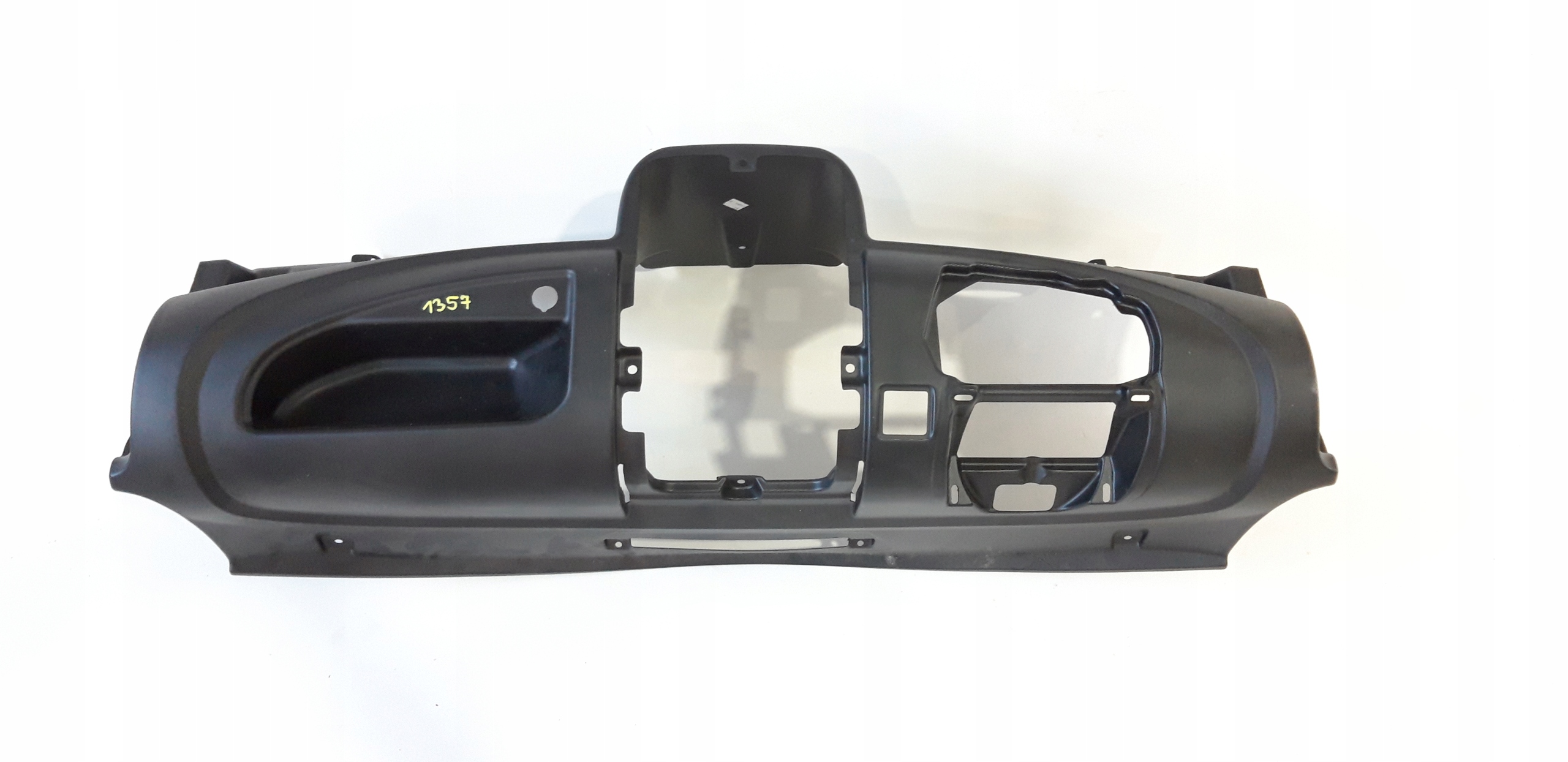 1357 - Консоль доска кабина Ligier IXO